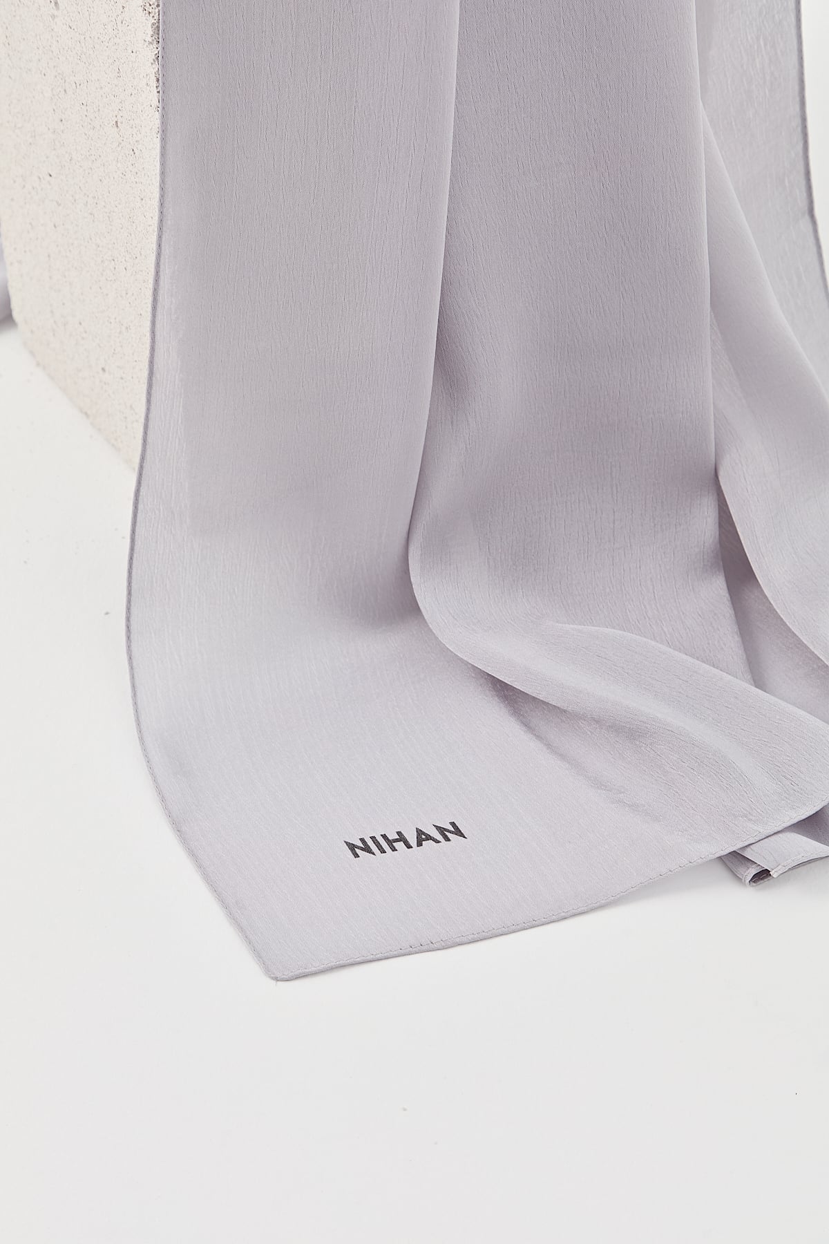 NİHAN Stil Şal Nihan Kalın Saten Şal  Gümüş_modest