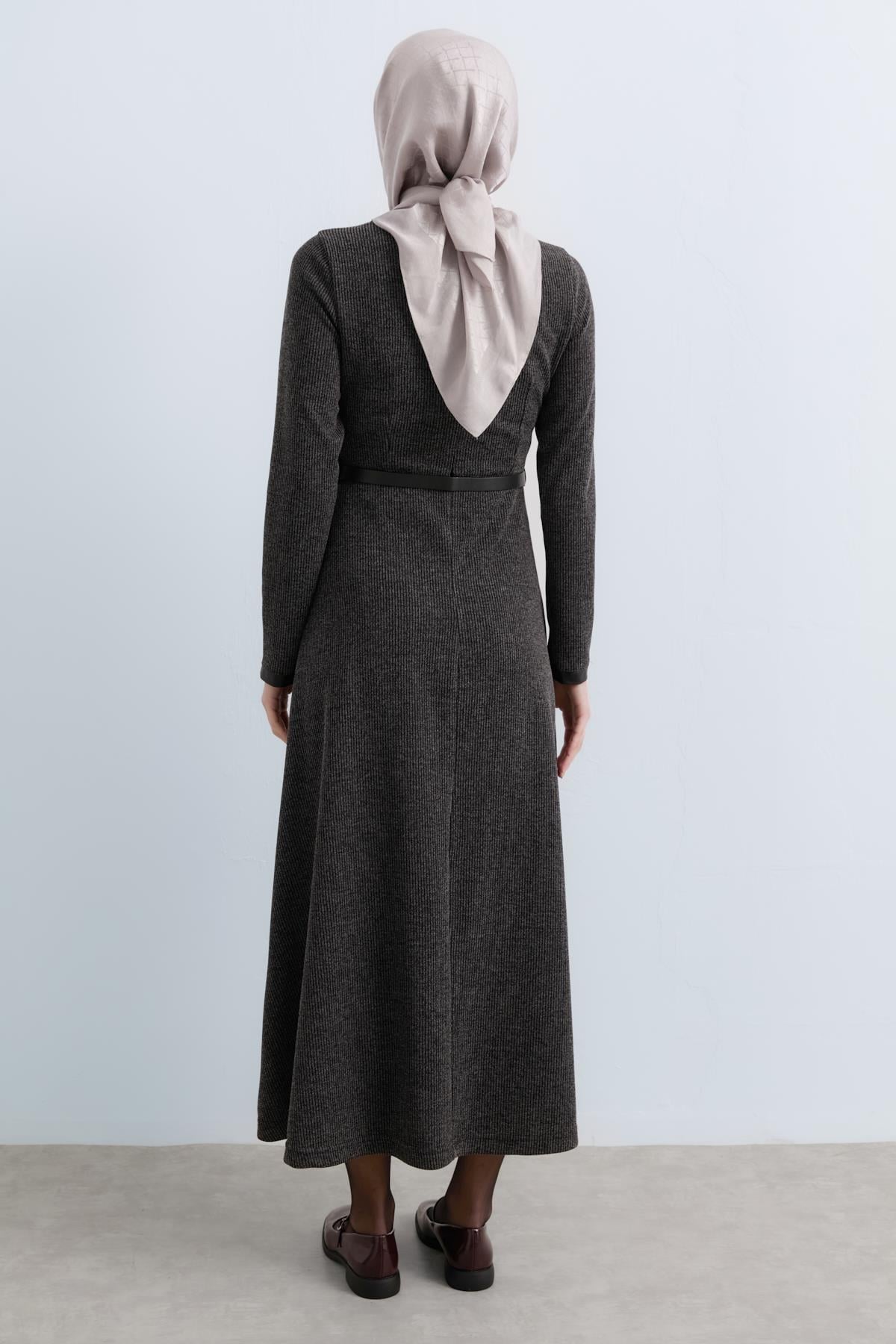 NİHAN Elbise Nihan Kemerli Örme Elbise  Siyah_modest