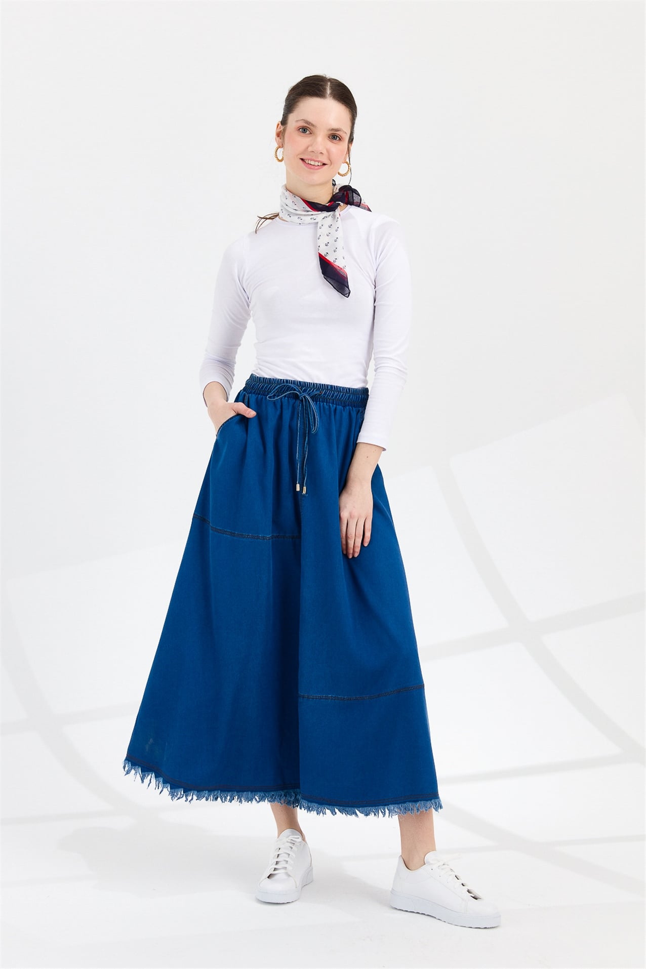 NİHAN Etek Nihan  Kesikli Açılımlı Beli Lastikli Tencel Etek  İndigo_modest