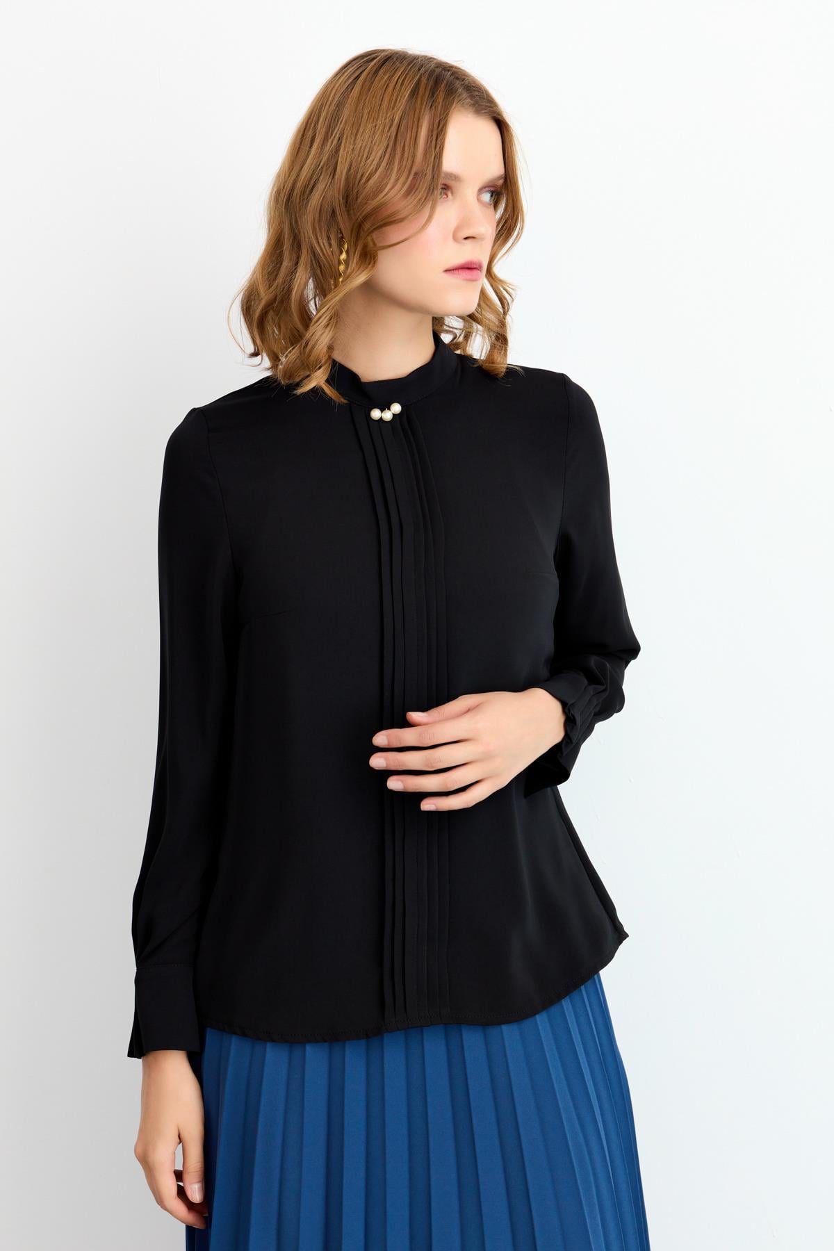 NİHAN Bluz Nihan Kolları Pileli Dik Yaka Bluz  Siyah_modest