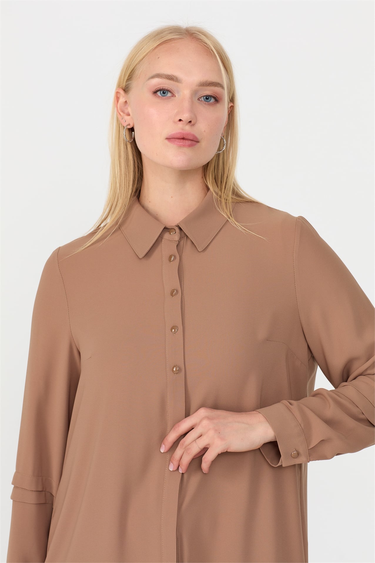 NİHAN Tunik Nihan Kolu Pili Detaylı Büyük Beden Tunik  Camel_modest