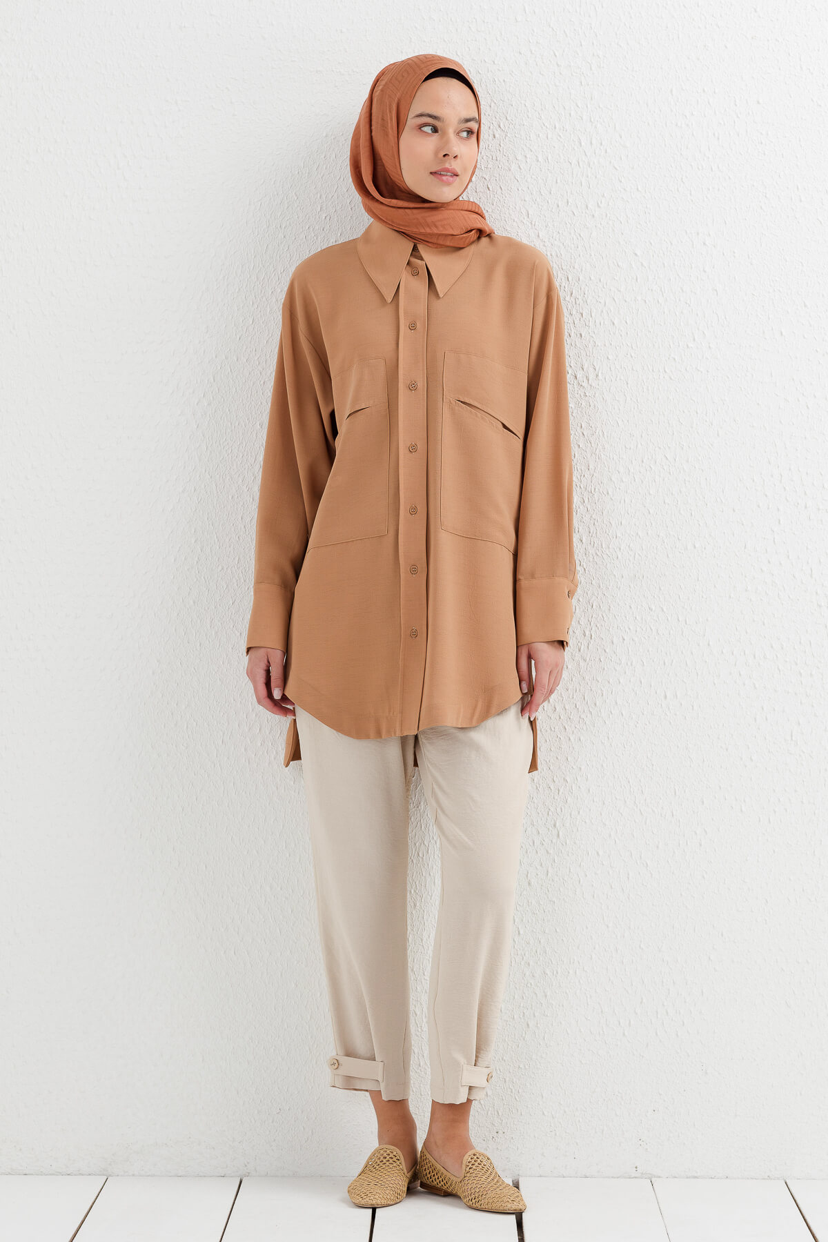 NİHAN Tunik Nihan Oversize Gömlek Yaka Tunik  Camel_modest