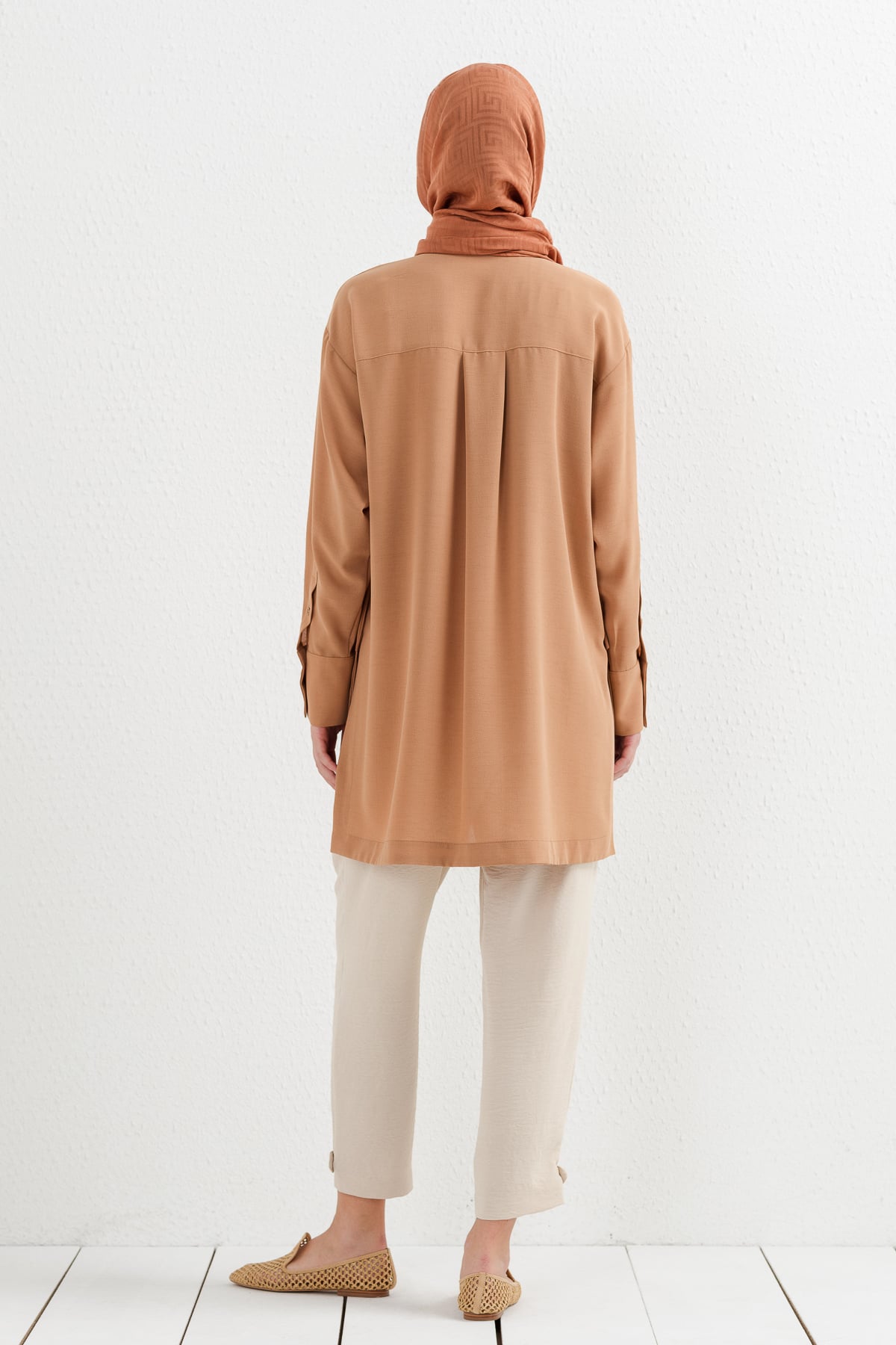 NİHAN Tunik Nihan Oversize Gömlek Yaka Tunik  Camel_modest