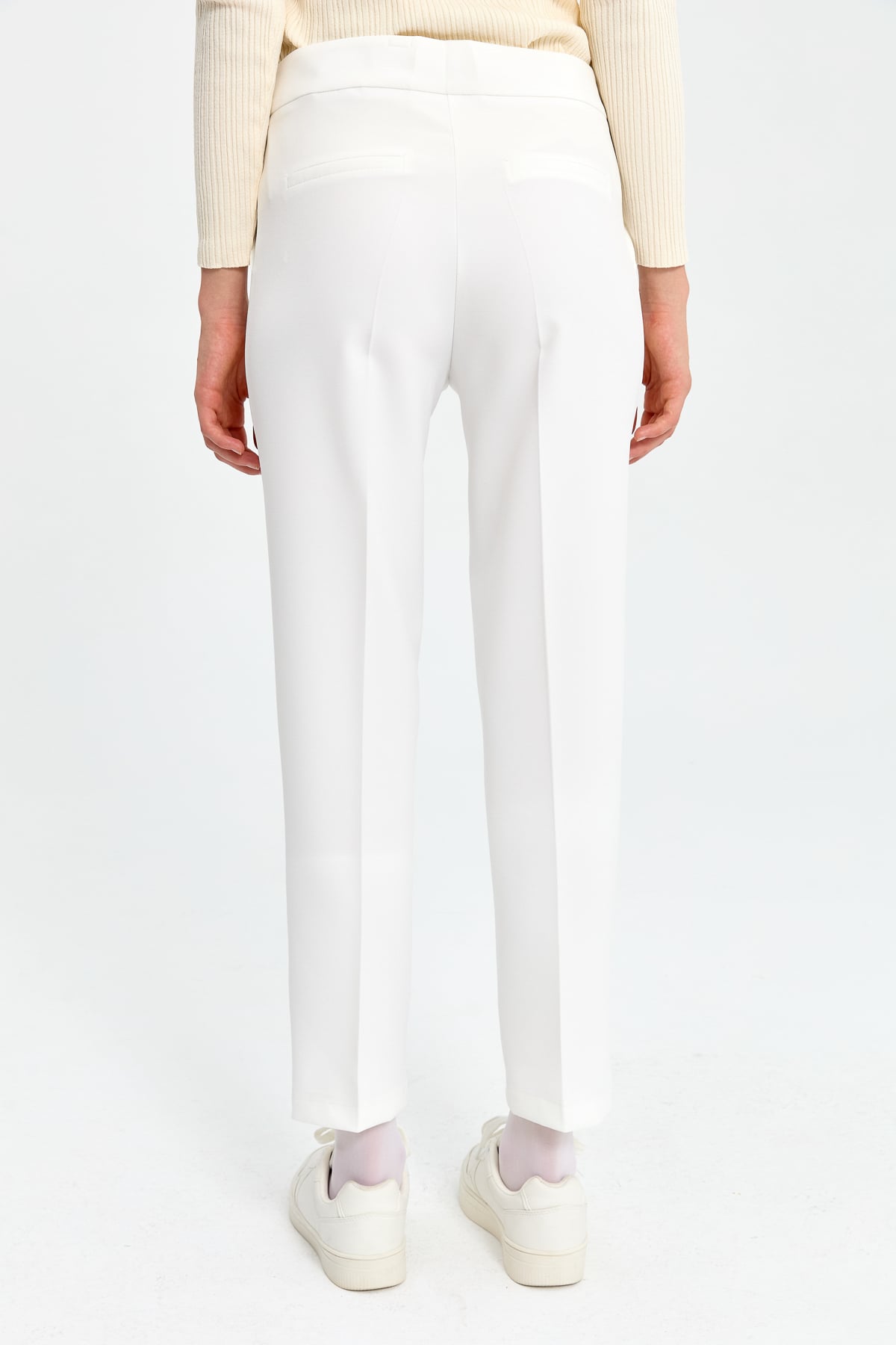 NİHAN Pants Nihan Paçası Tül Detaylı Bilek Boy Pantolon  Ekru_modest