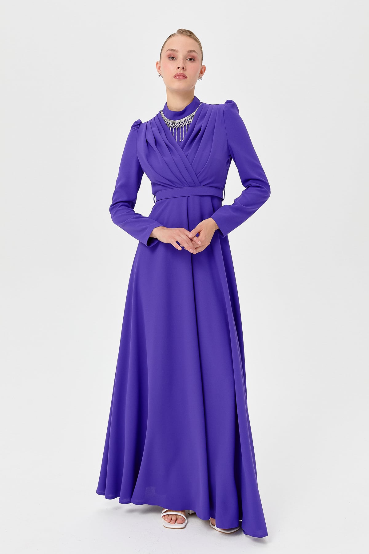 NİHAN Dress Nihan Taş Aksesuarlı Yaka Detaylı Elbise  Mor_modest