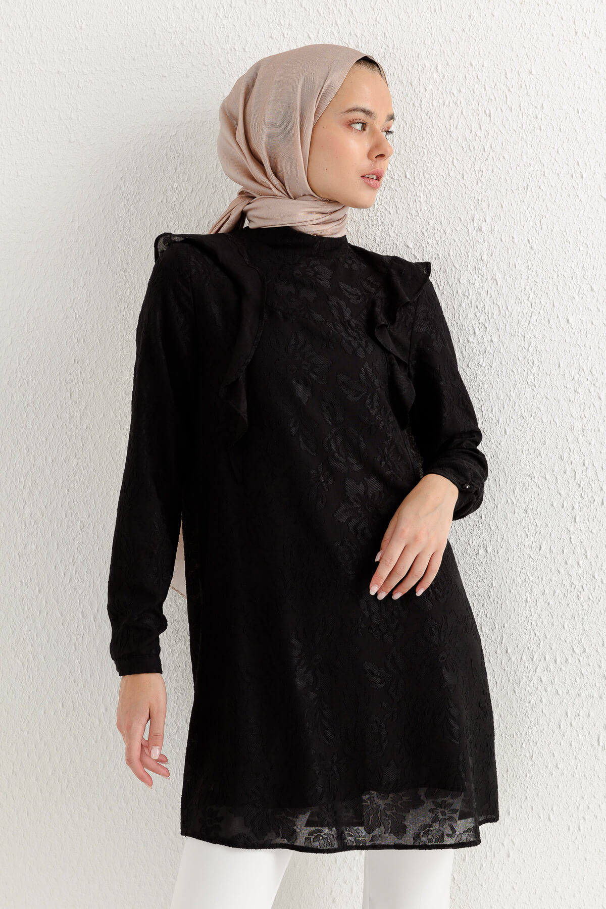 NİHAN Tunik Nihan Volan Detaylı Tunik  Siyah_modest