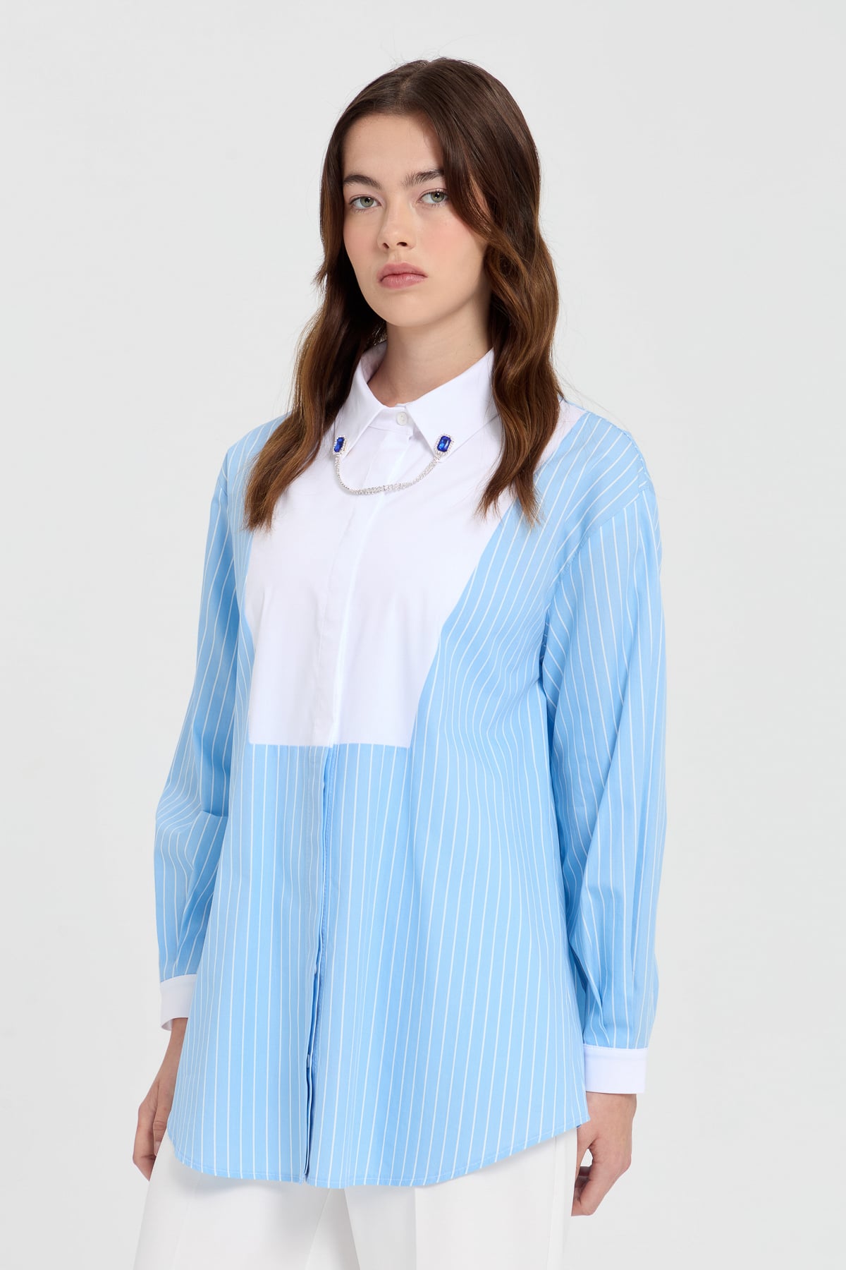 NİHAN Tunik Nihan Yaka Aksesuarlı Çizgili Poplin Tunik  Açık Mavi_modest