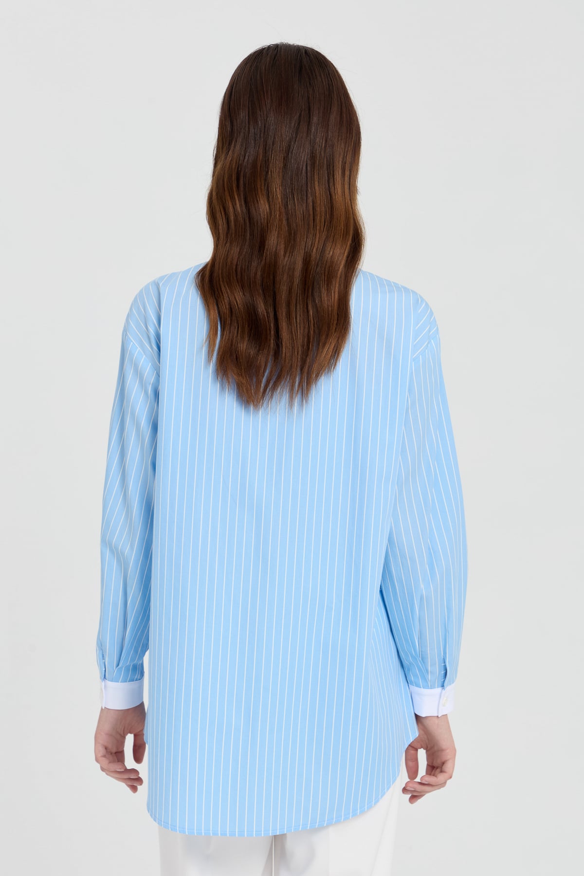 NİHAN Tunik Nihan Yaka Aksesuarlı Çizgili Poplin Tunik  Açık Mavi_modest