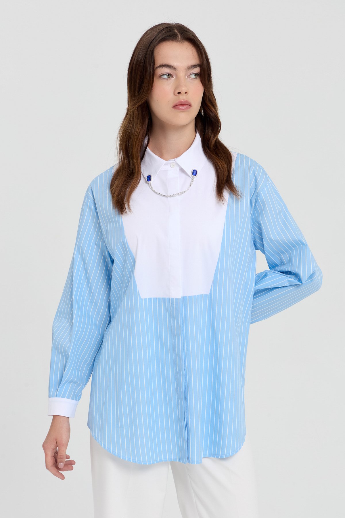 NİHAN Tunik Nihan Yaka Aksesuarlı Çizgili Poplin Tunik  Açık Mavi_modest