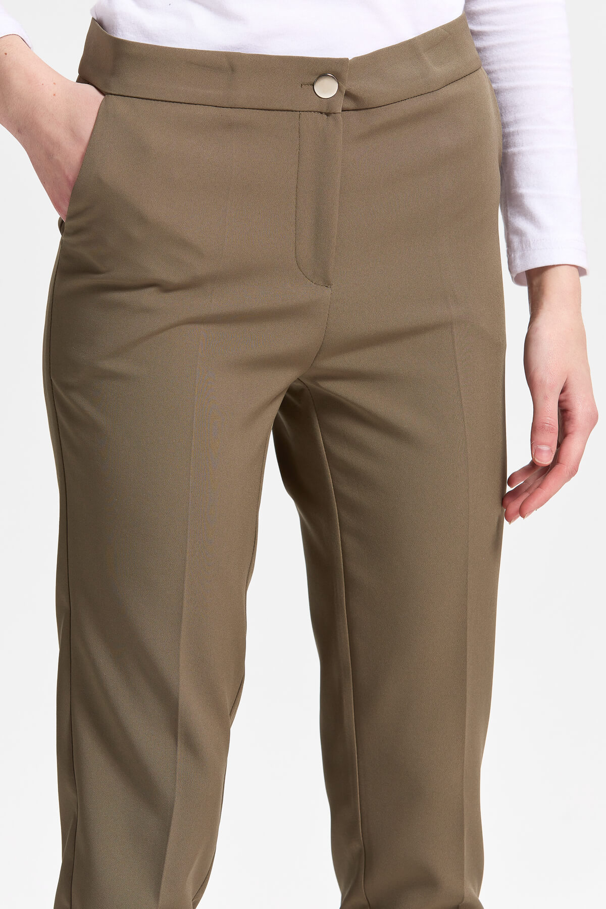 NİHAN Pantolon Nihan Yırtmaçlı Dar Paça Pantolon  Haki_modest