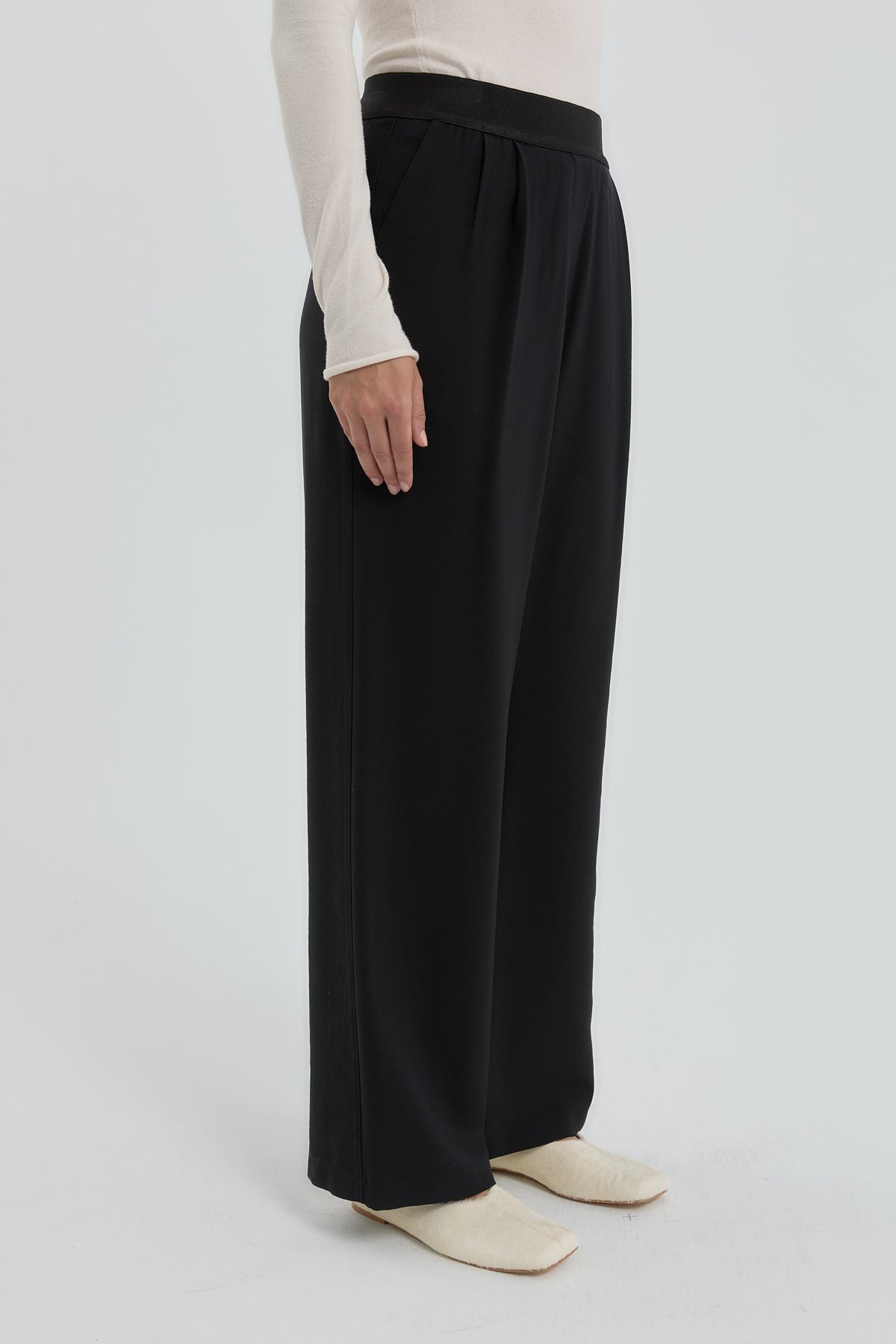 NİHAN Pantolon Nihan Beli Lastikli Modal Pileli Pantolon  Siyah_modest