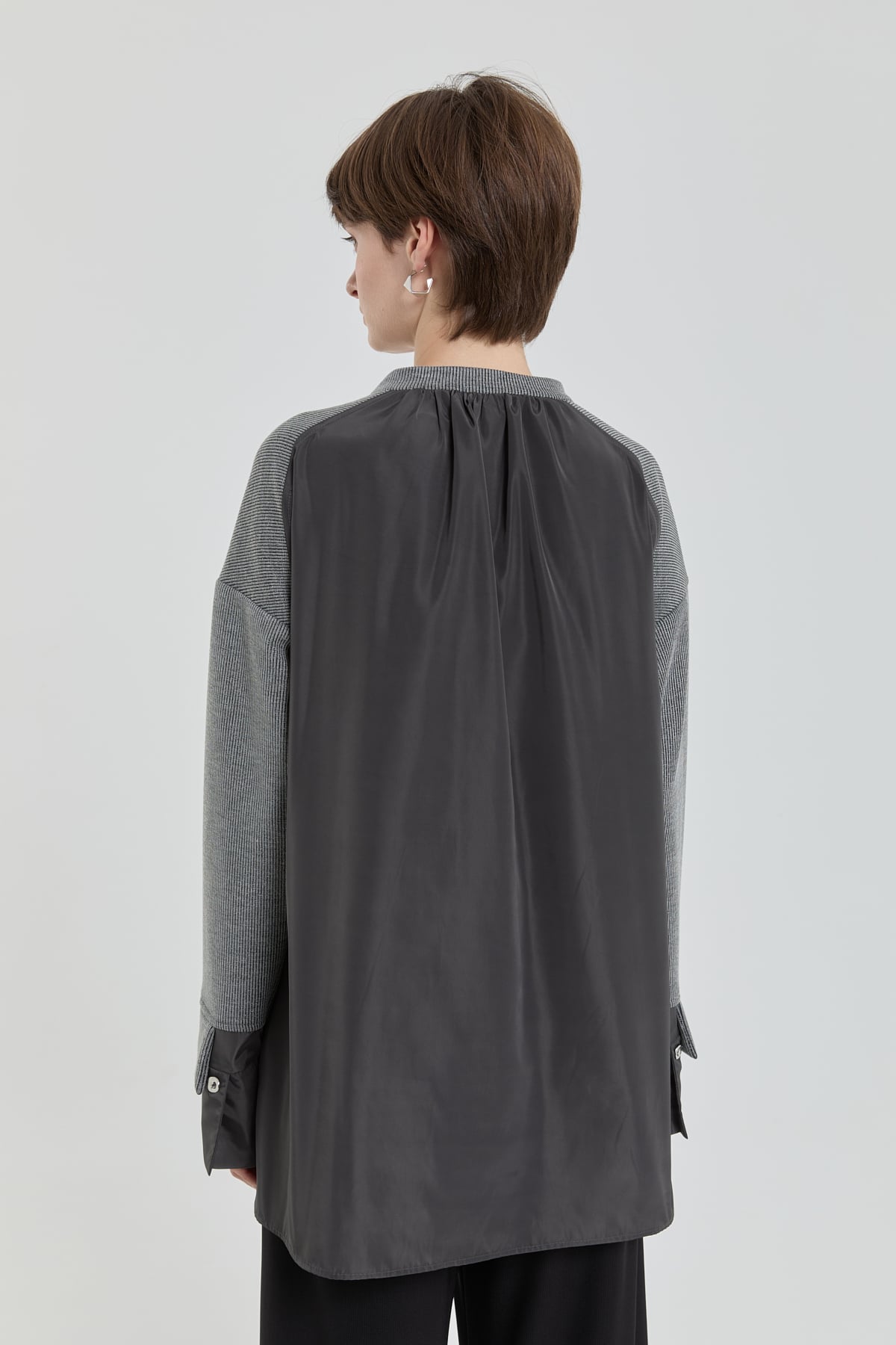 NİHAN Tunik Nihan Broş Detaylı Simli Örme Tunik  Gri_modest