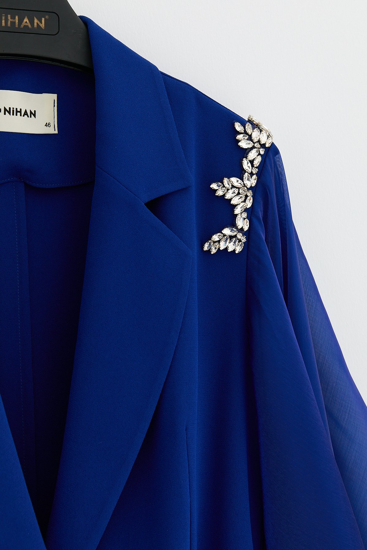 NİHAN Takım Nihan Büyük Beden Omzu Parlak Taşlı Kolu Organze Pantolon Ceket Takım  Saks_modest