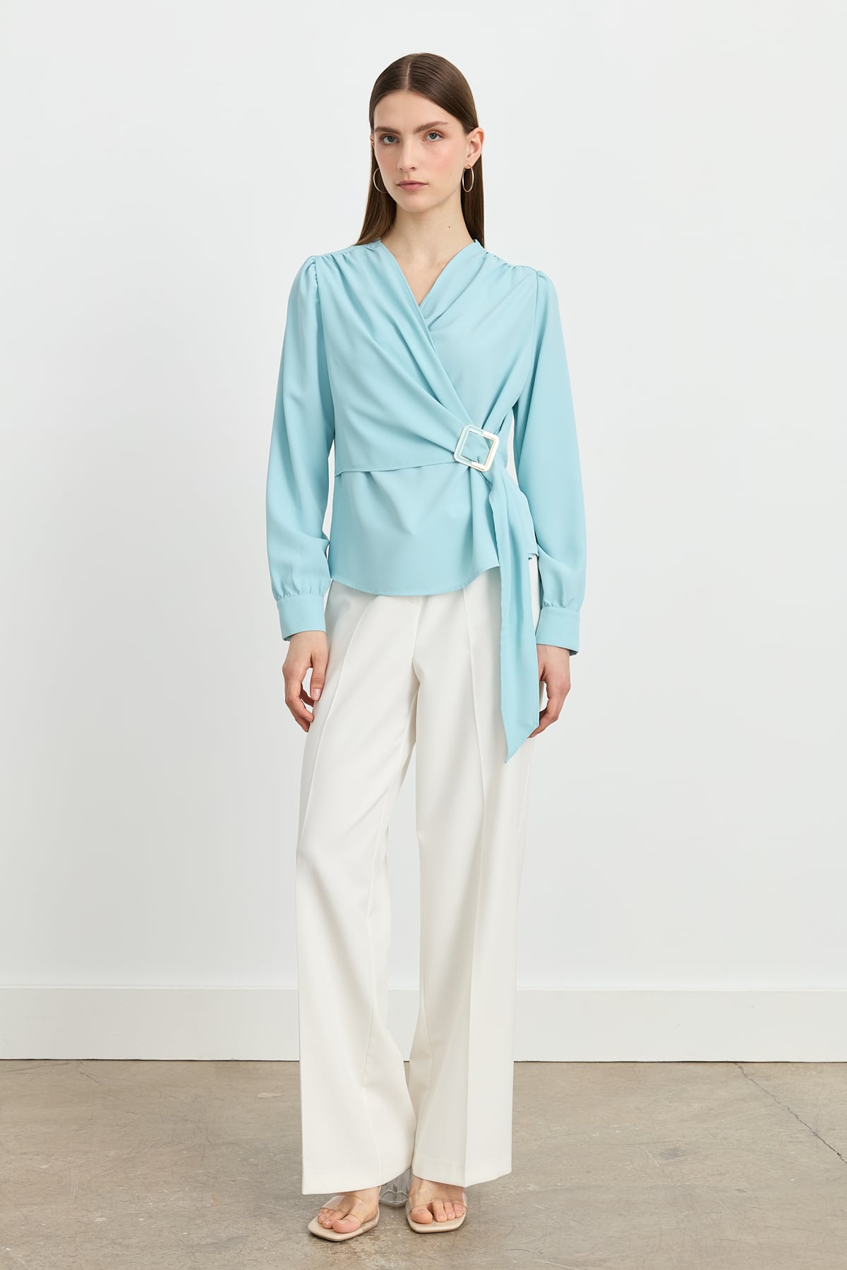 NİHAN Blouse Nihan Büzgü Detaylı V Yaka Şık Bluz  Aqua_modest
