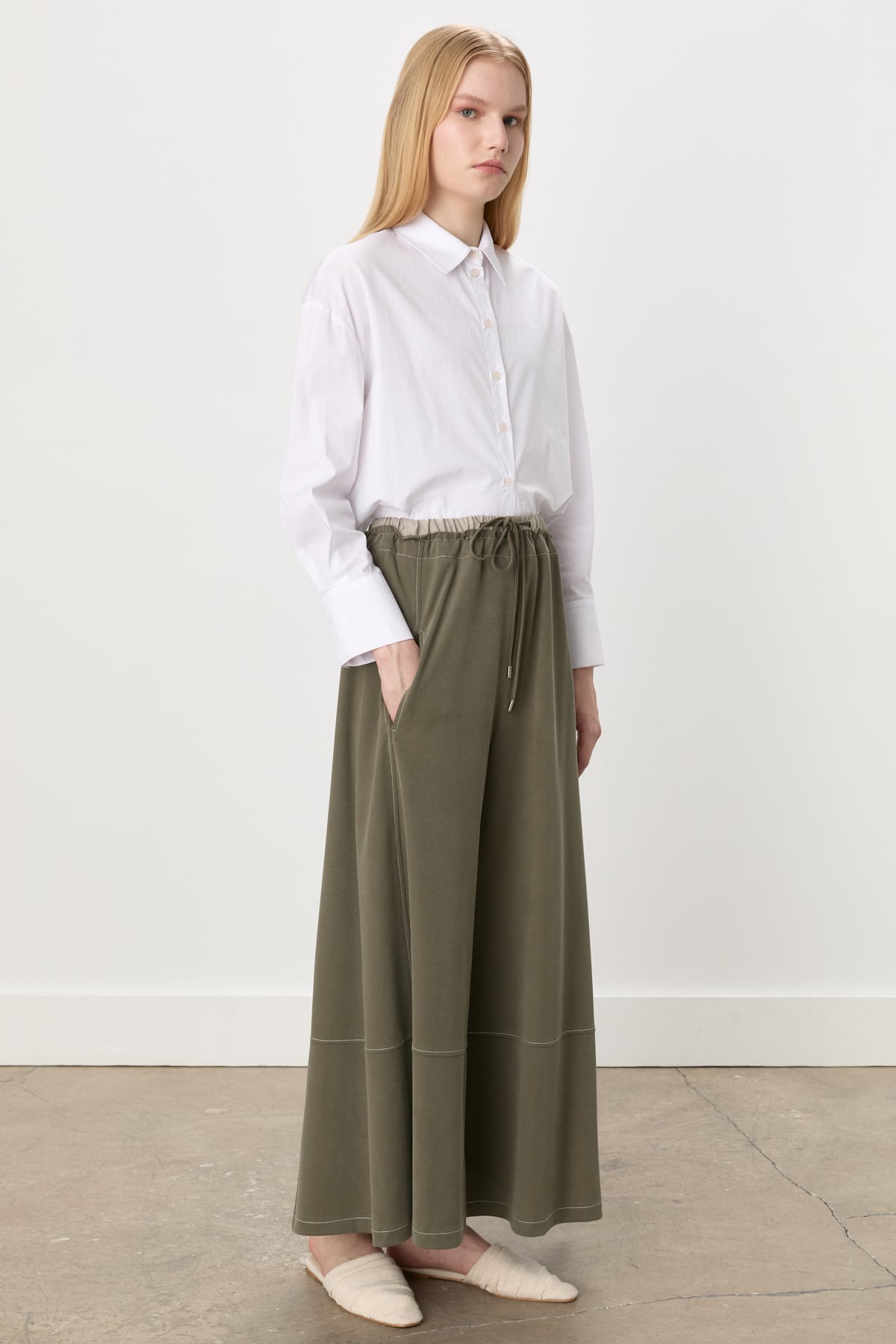 NİHAN Pants Nihan Dikiş Detaylı Bol Paça Örme Pantolon  Haki_modest