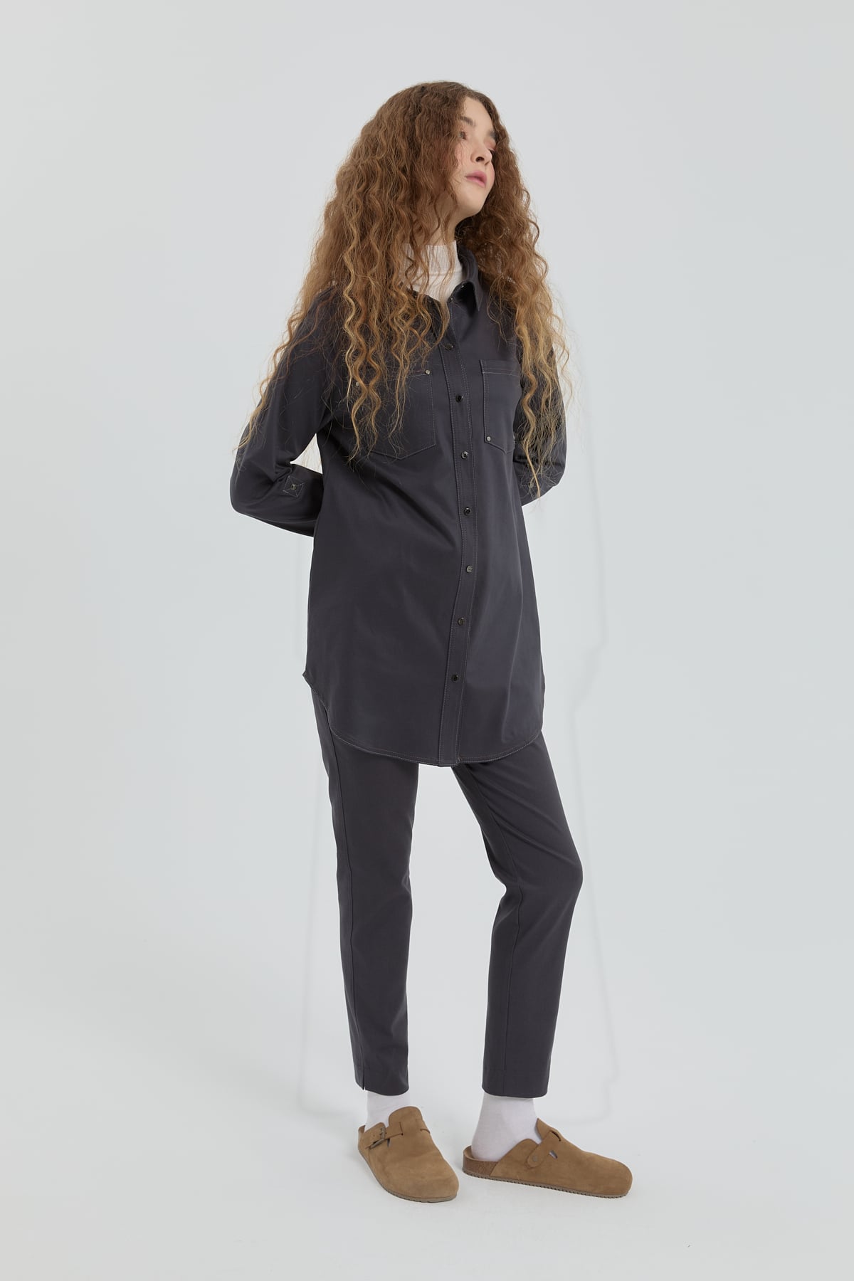 NİHAN Tunic Nihan Dikiş Detaylı Gömlek Yaka Tunik  Füme_modest