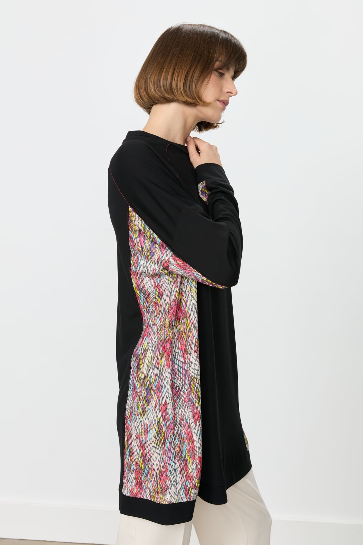 NİHAN Tunik Nihan Empirme Kumaş Detaylı Örme Tunik  Siyah_modest