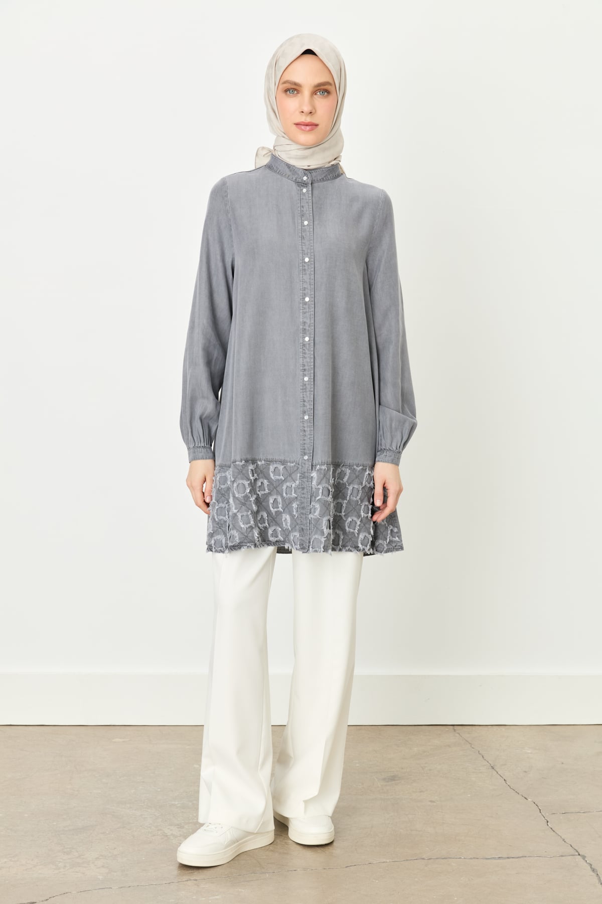 NİHAN Tunik Nihan Etek Altı Detaylı Tencel Tunik  Gri_modest