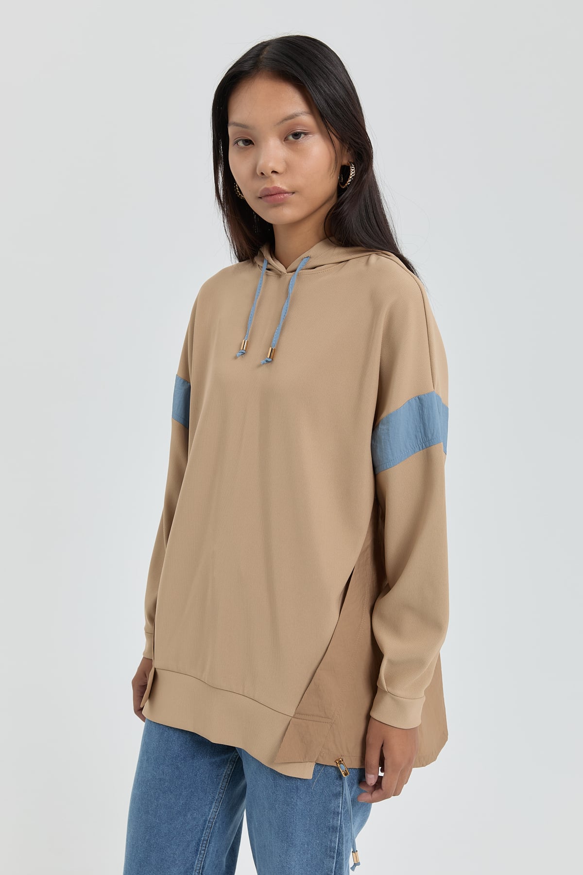 NİHAN Sweat Nihan Garnili Kapşonlu Sweat  Camel_modest