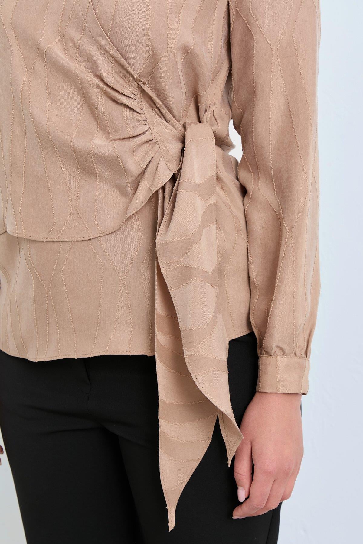 NİHAN Blouse Nihan Gömlek Yakalı Anvelop Bluz  Bej_modest