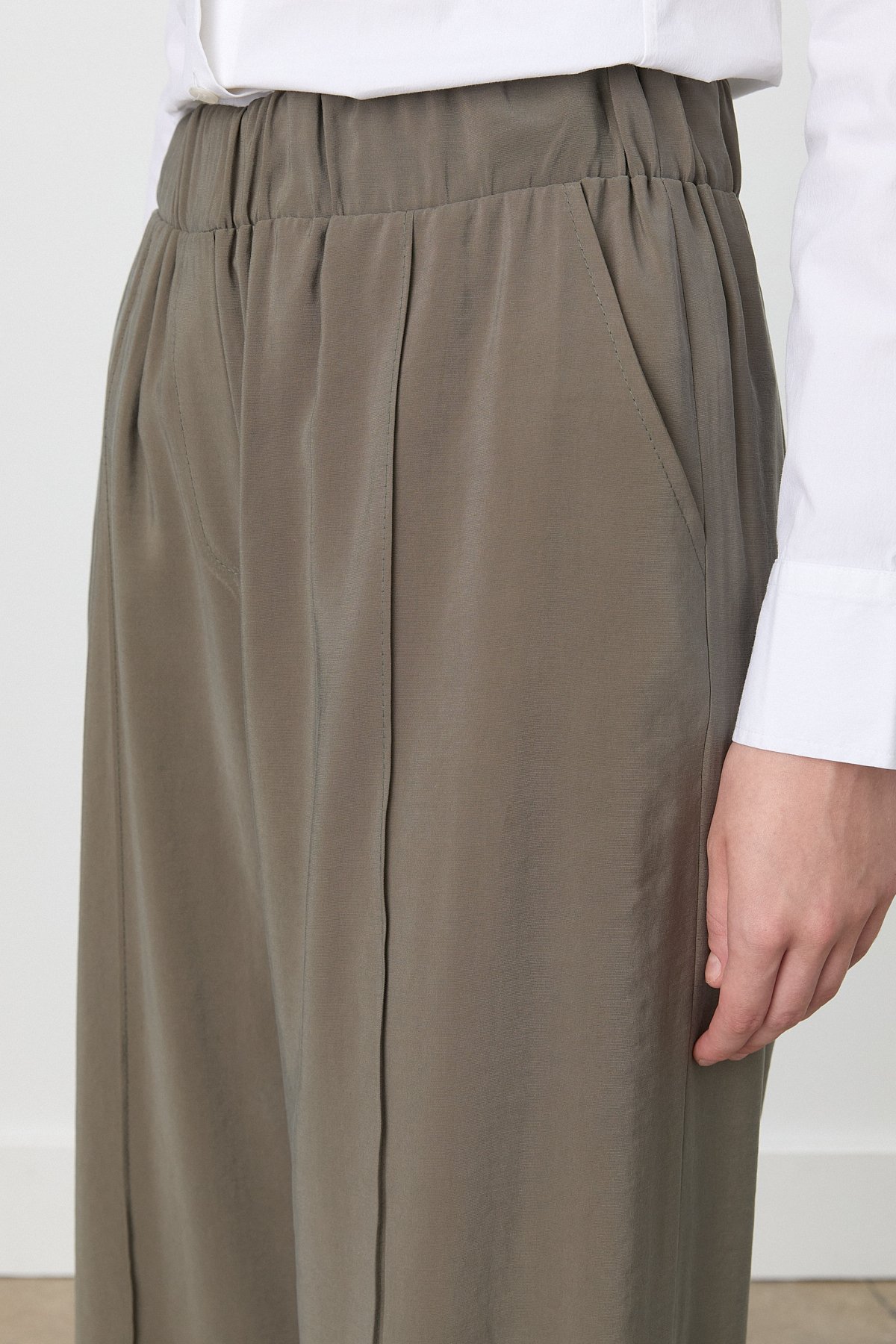 NİHAN Pantolon Nihan Nervür Detaylı Bol Paça Tencel Pantolon  Haki_modest
