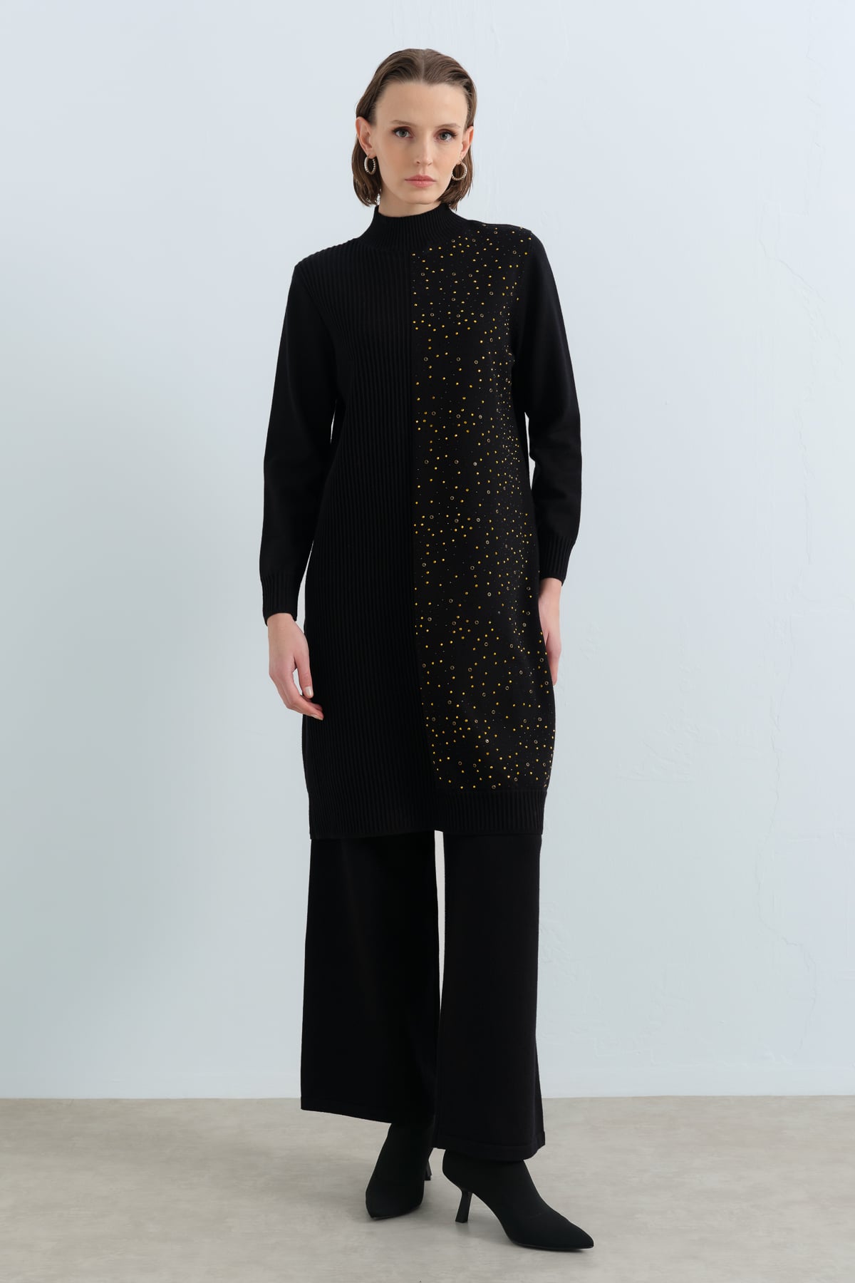 NİHAN Tunic Nihan Tek Tarafı Serpme Payetli Fitilli Triko Tunik  Siyah_modest