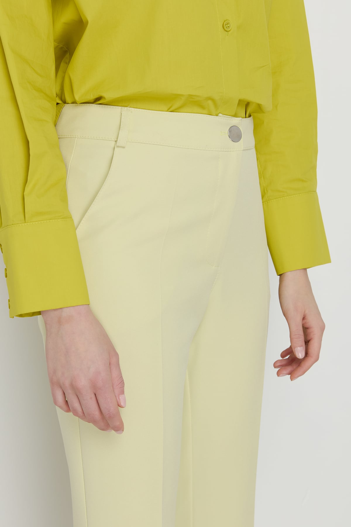 NİHAN Pants Nihan Ütü İzli İspanyol Paça Pantolon  Fıstık Yeşili_modest