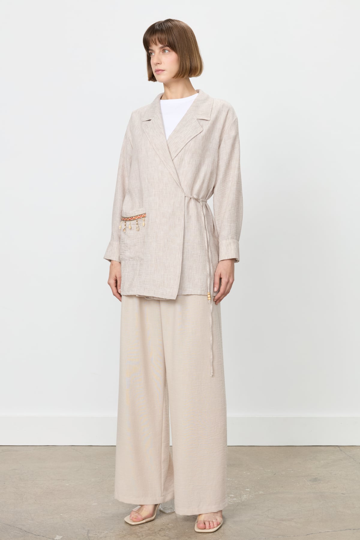 NİHAN Jacket Nihan Yandan Bağlamalı Anvelop Keten Ceket  Açık Kahve_modest