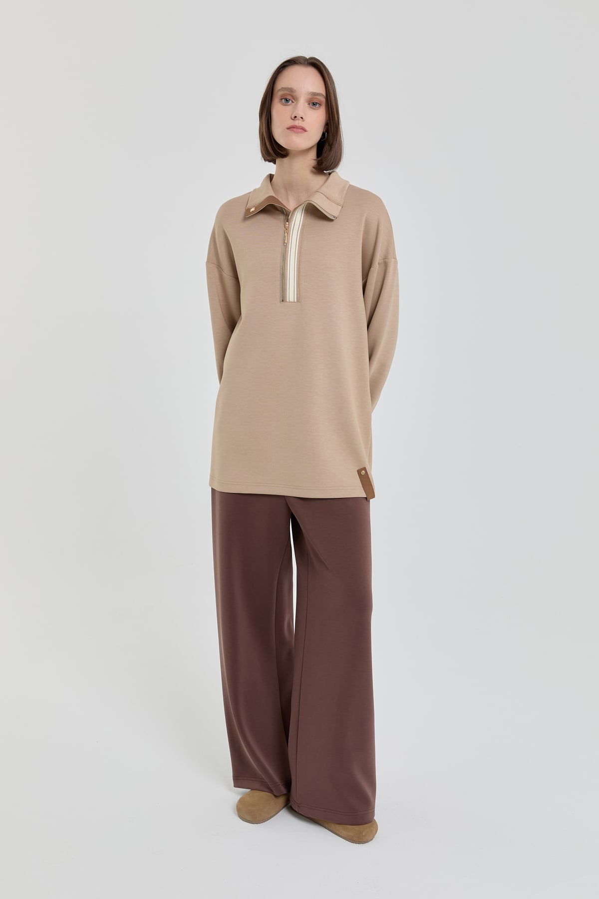 NİHAN Sweat Şeritli Devrik yaka Örme Sweat  Camel_modest