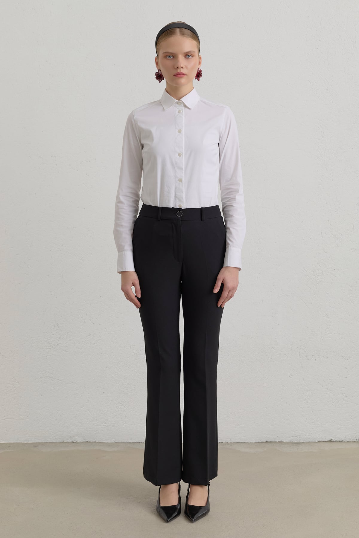 Ütü İzli İspanyol Paça Basic Pantolon  Siyah