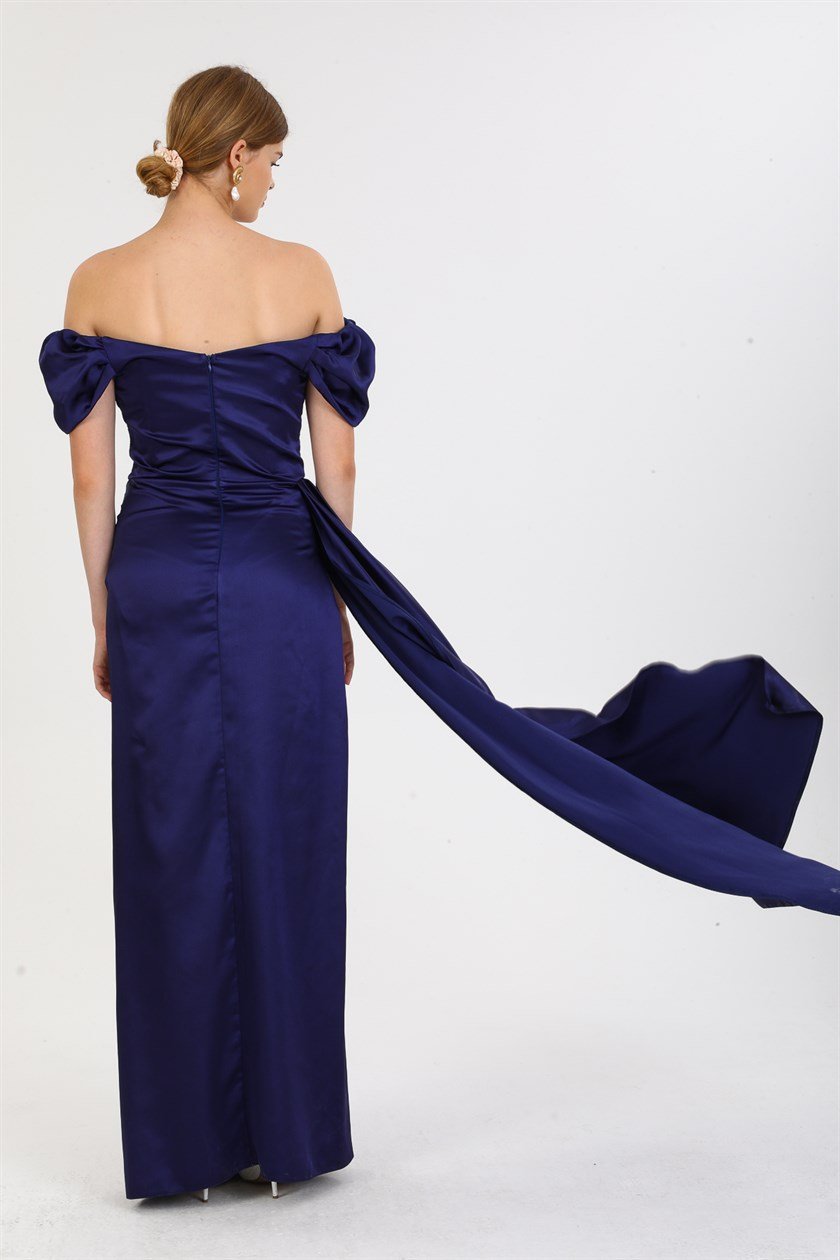 Lacivert Uzun Drapeli Yırtmaçlı Abiye Elbise