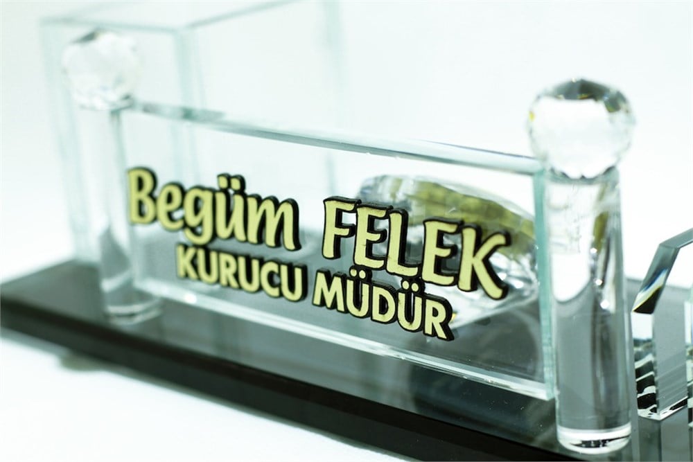 Kristal Kalem Kutulu Masa İsimliği