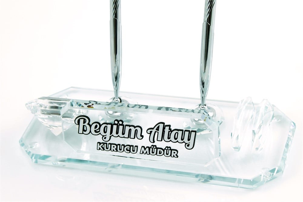 KRİSTAL MASA İSİMLİĞİ 