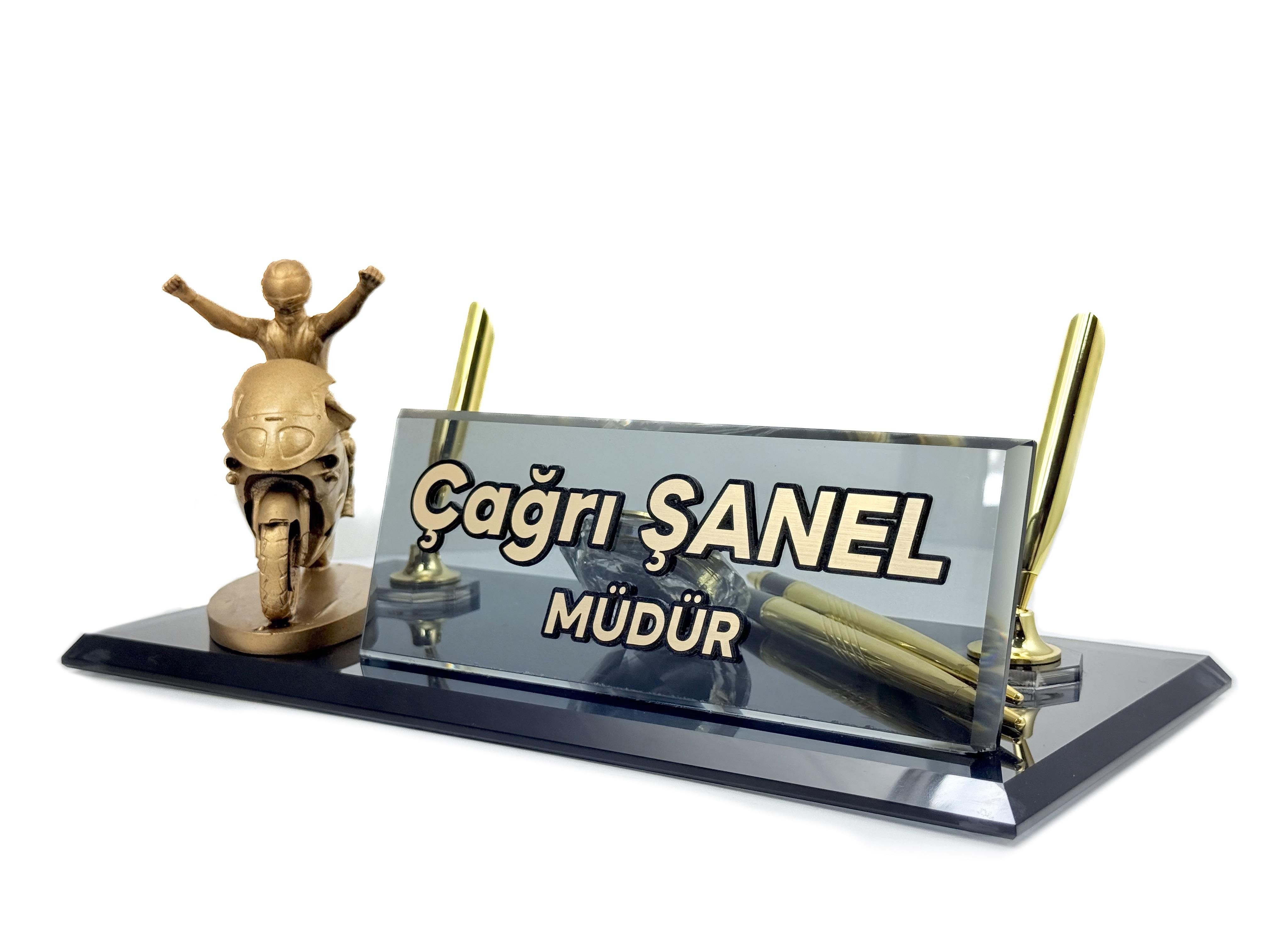 Motor Biblolu, Kabartma Yazılı Masaisimliği, İsimlik Modelleri