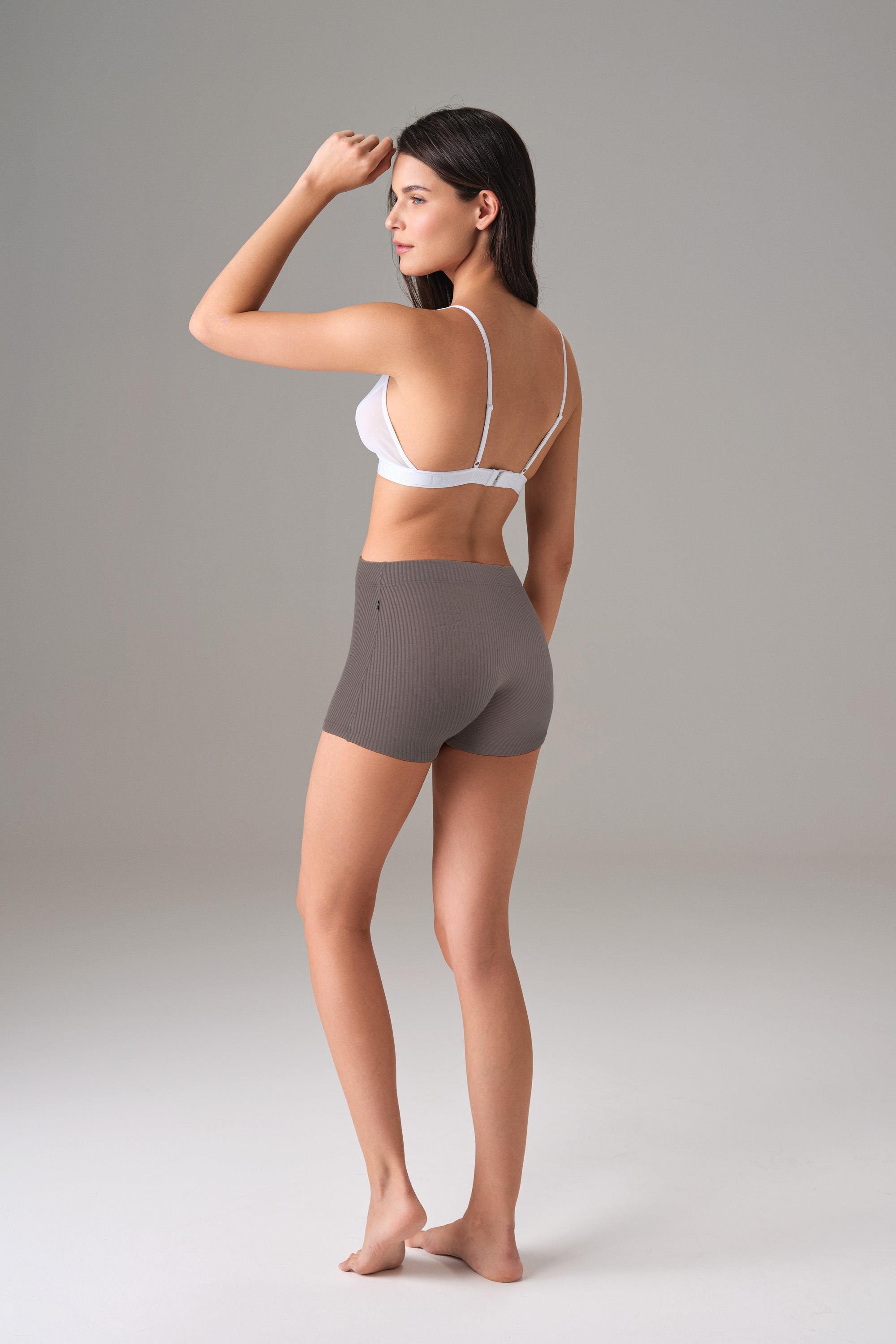 DOREANSE Kadın Fitilli Kaşkorse Mini Spor Şort 8162