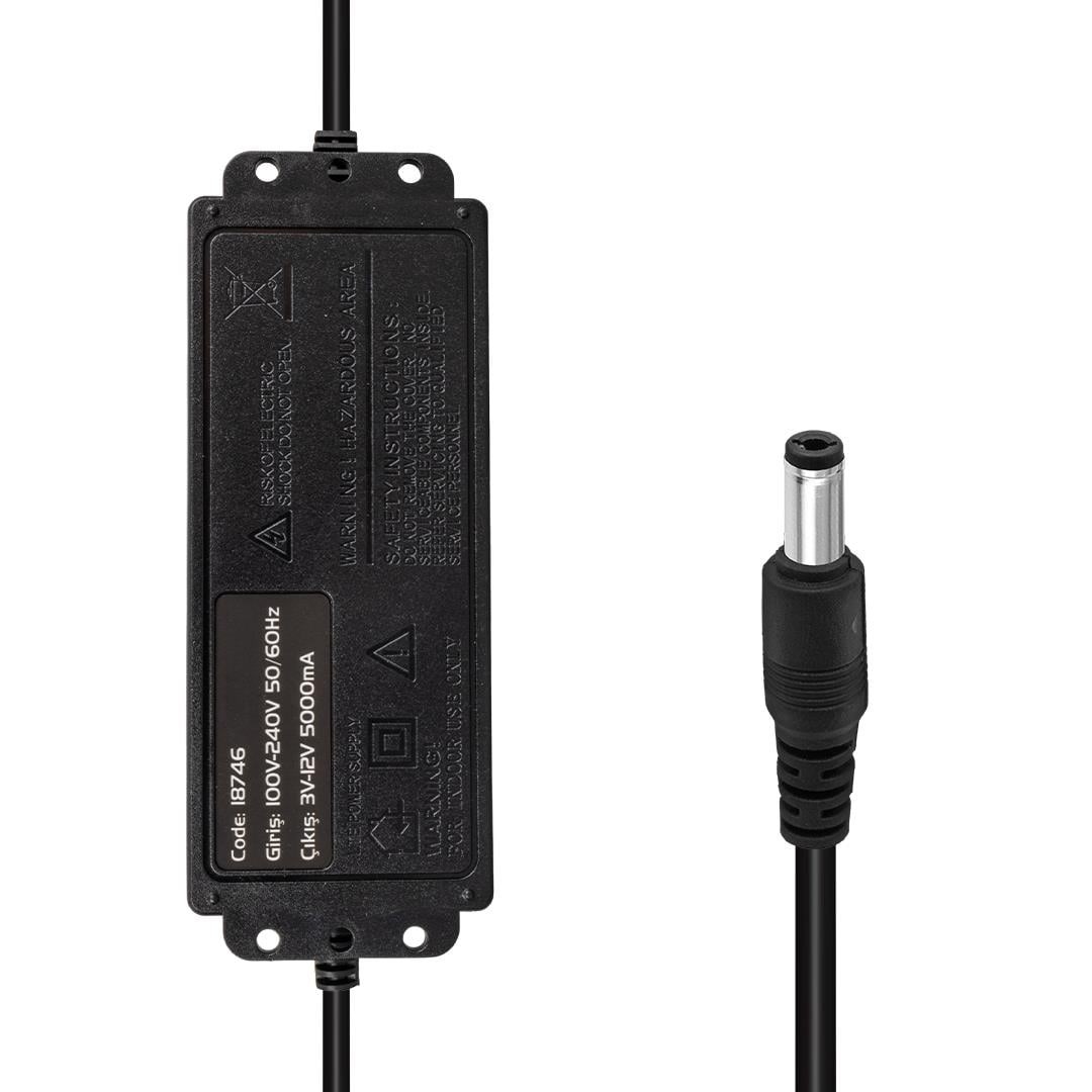 Powermaster PM-18746 Dijital Ekranlı 12 Volt - 24 Volt / 5 Amper Çok Uçlu Ayarlı Kademeli Adaptör