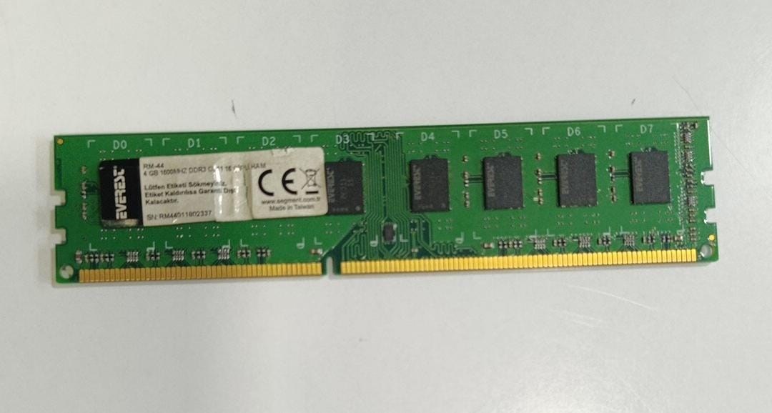 YENİLENMİŞ EVEREST RM-44 DDR3 1600MHZ RAMEVERESTYENİLENMİŞ EVEREST RM-44 DDR3 1600MHZ RAM