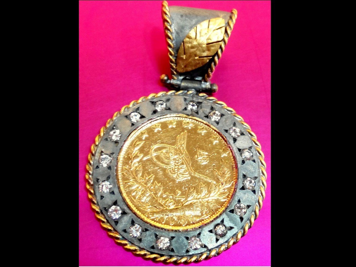 Reşat Tam Altın Özel El İşi Çerçeveli Kolye