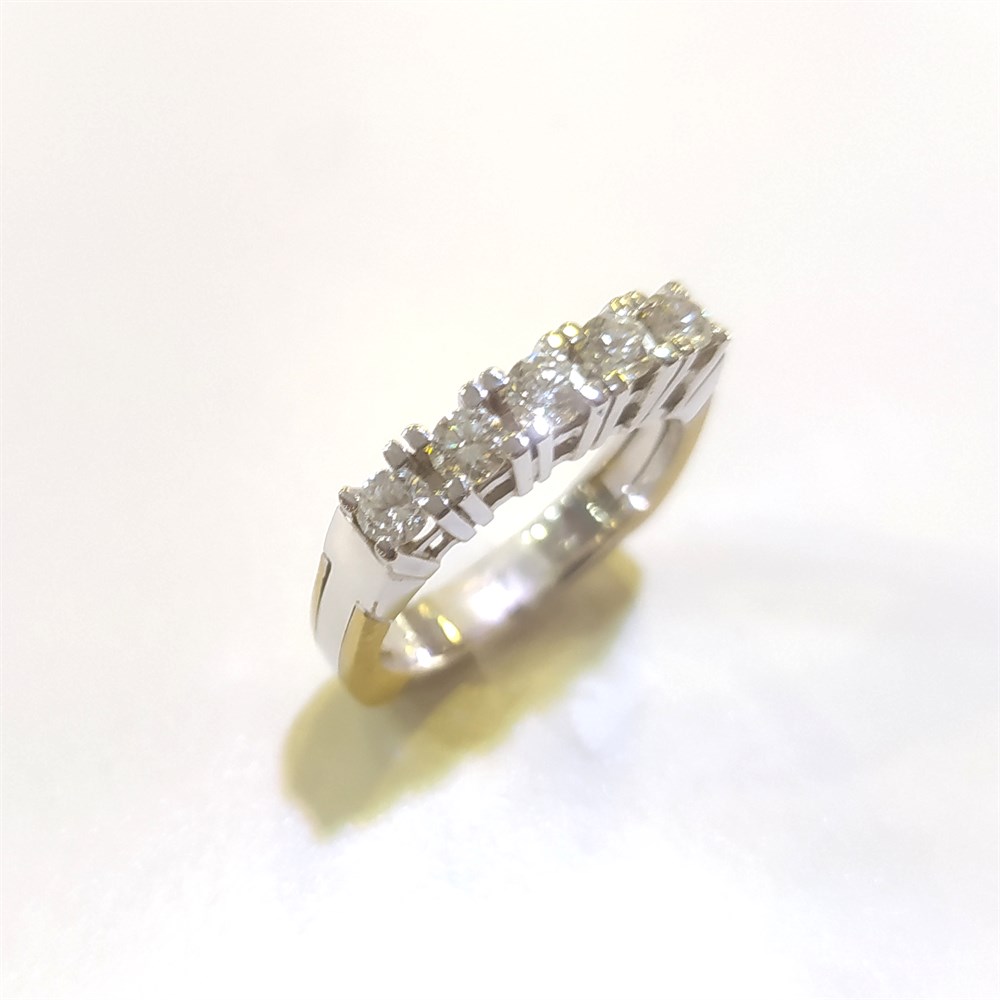 Pırlanta Beş Taş Yüzük 0,65ct I 18K Altın