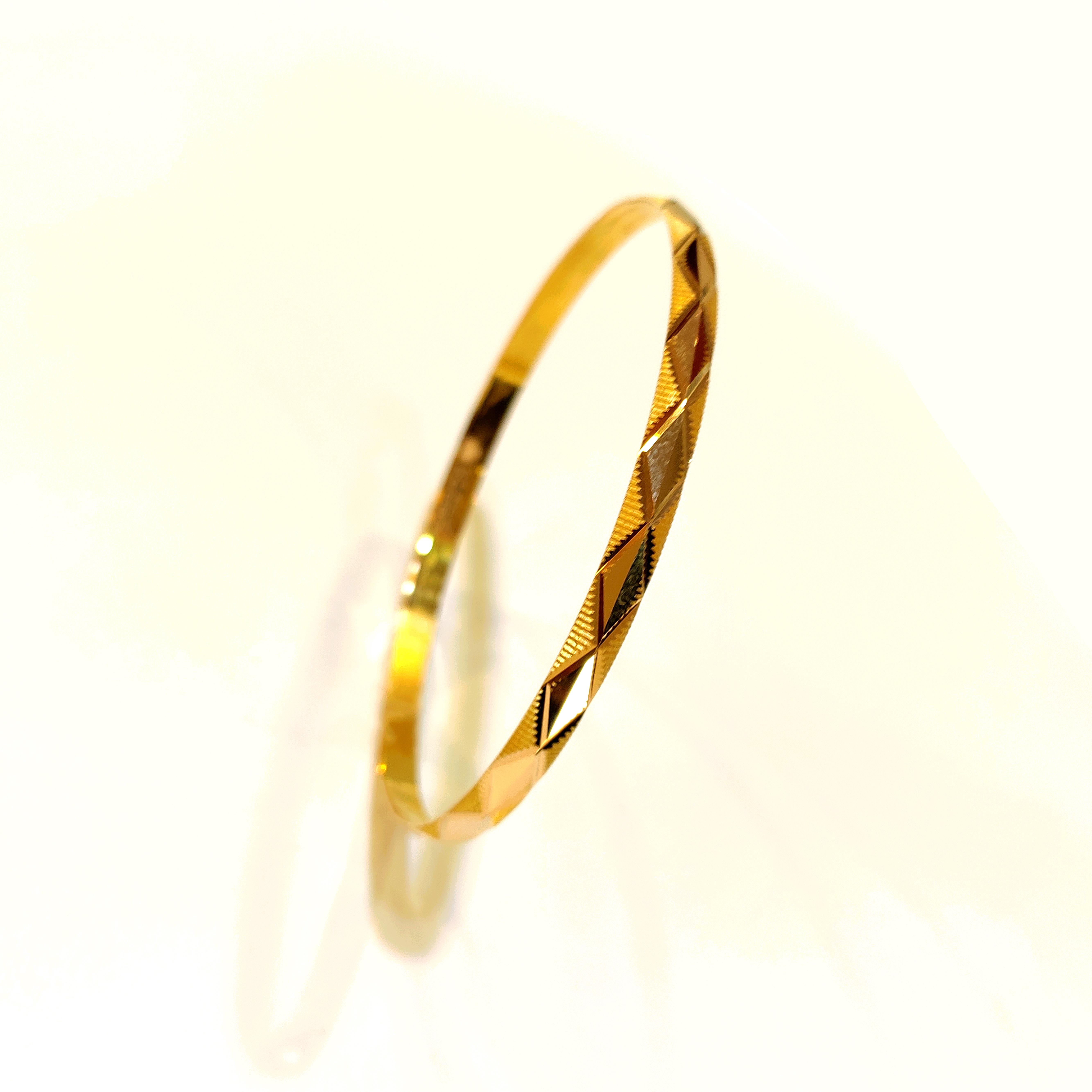 10gr İşçiliksiz Baklava Dilimi Üç Köşe Bilezik 22 Ayar Altın Yatırım ve Tasarruf İçin