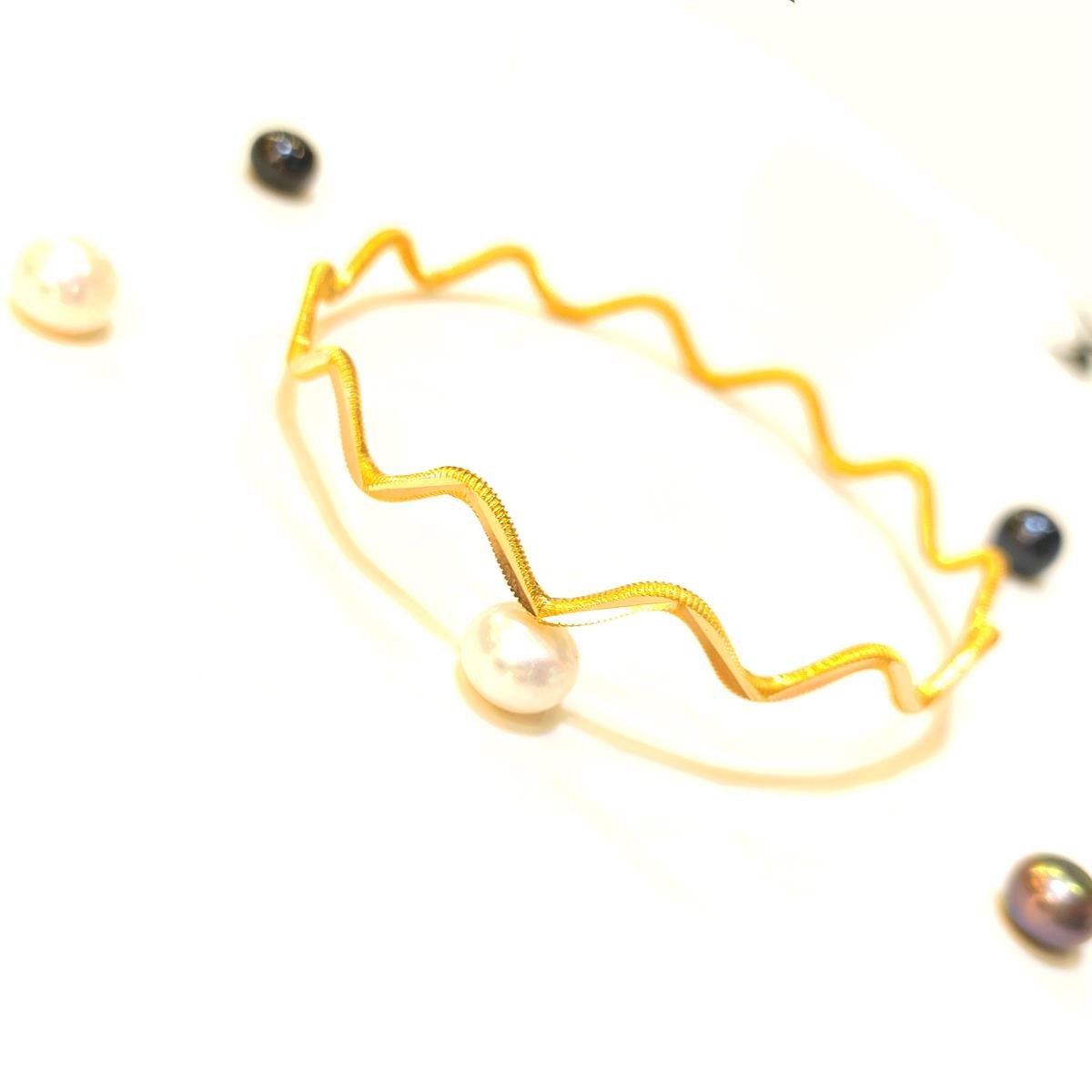 12.50gr Zigzaz Dalgalı İşçiliksiz Oluklu Ajda Bilezik 22 Ayar Altın Yatırım ve Tasarruf İçin