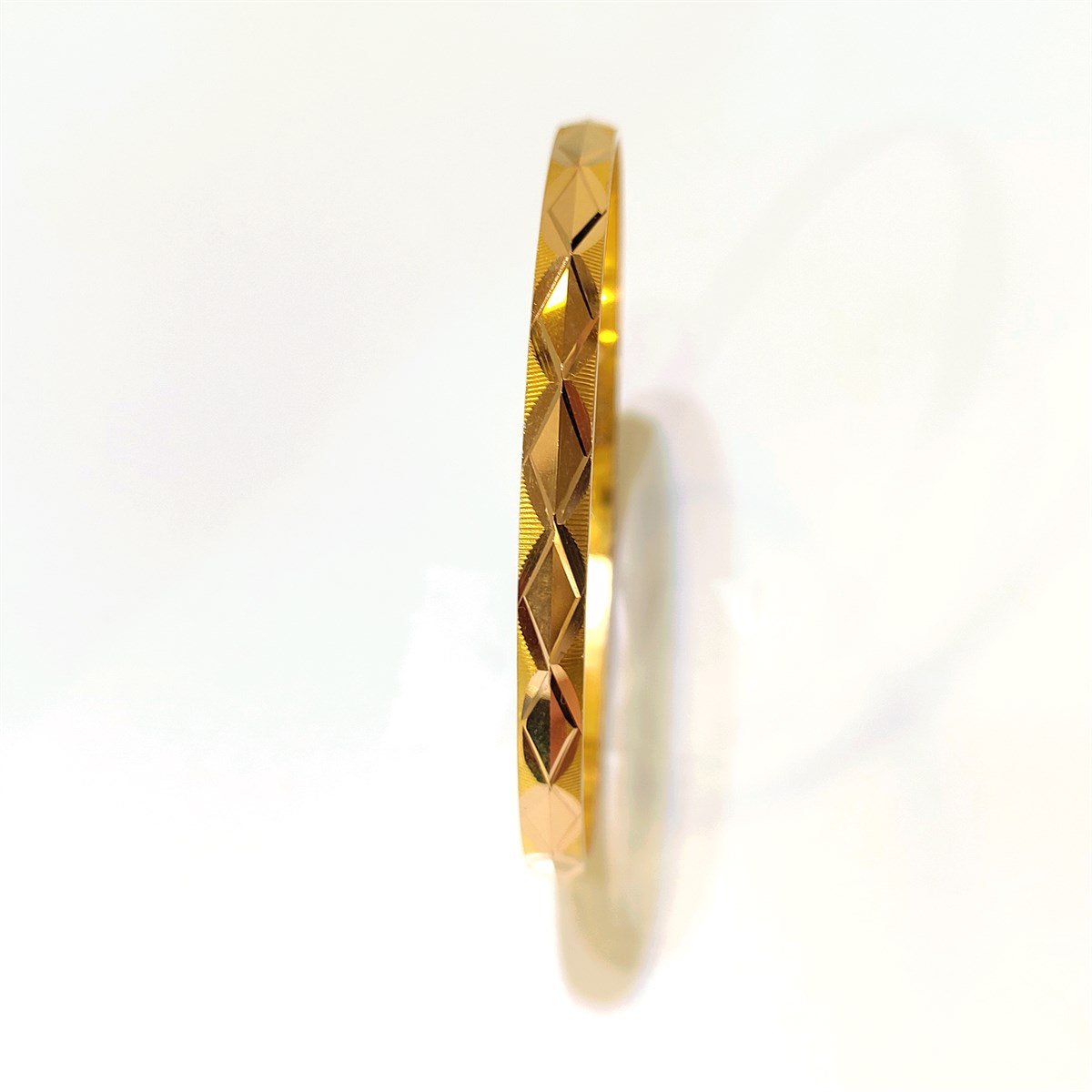 15gr İşçiliksiz Baklava Dilimi Üç Köşe Bilezik 22 Ayar Altın 1080P HD VİDEOLU