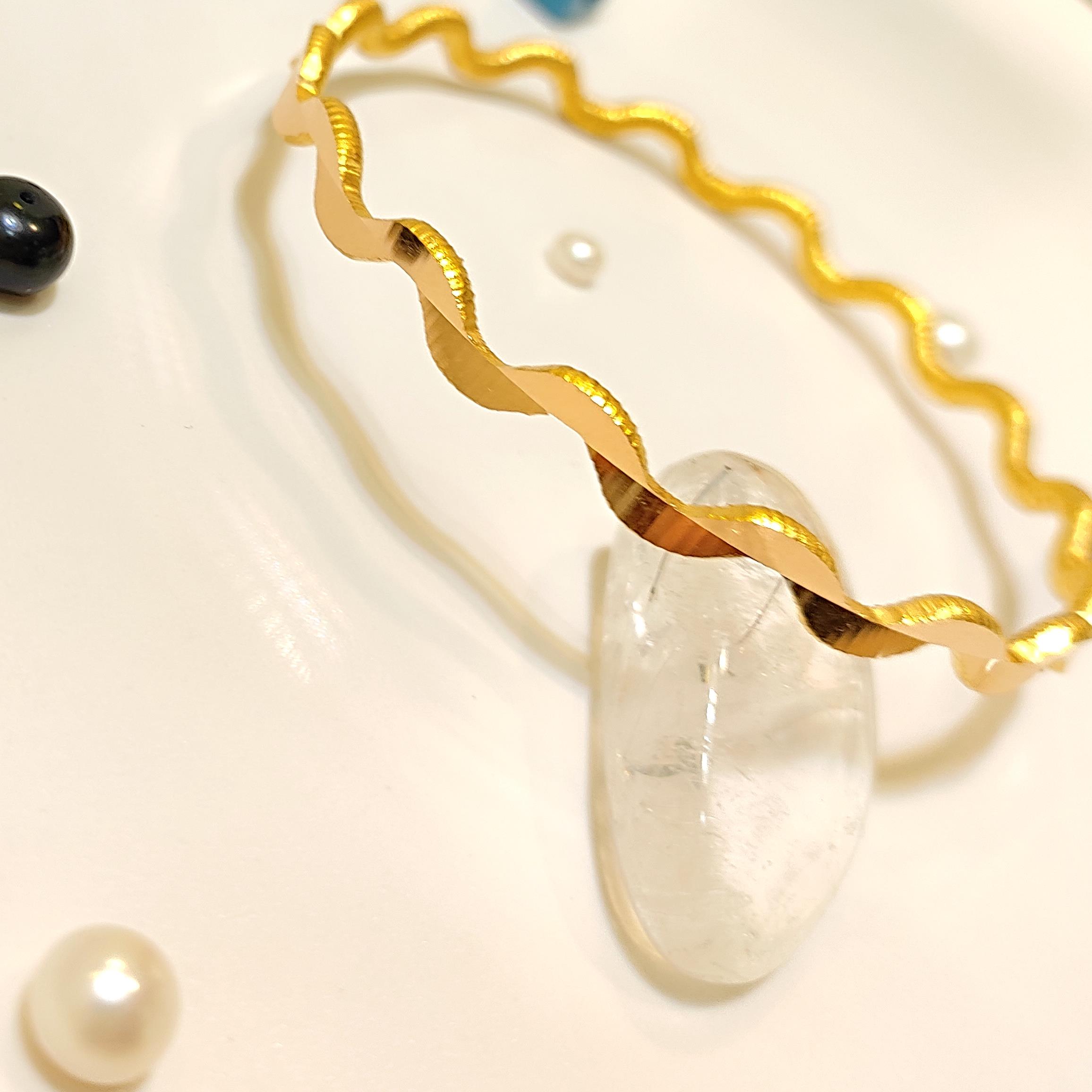 20gr İşçiliksiz Oluklu Zikzak Ajda Bilezik 22 Ayar