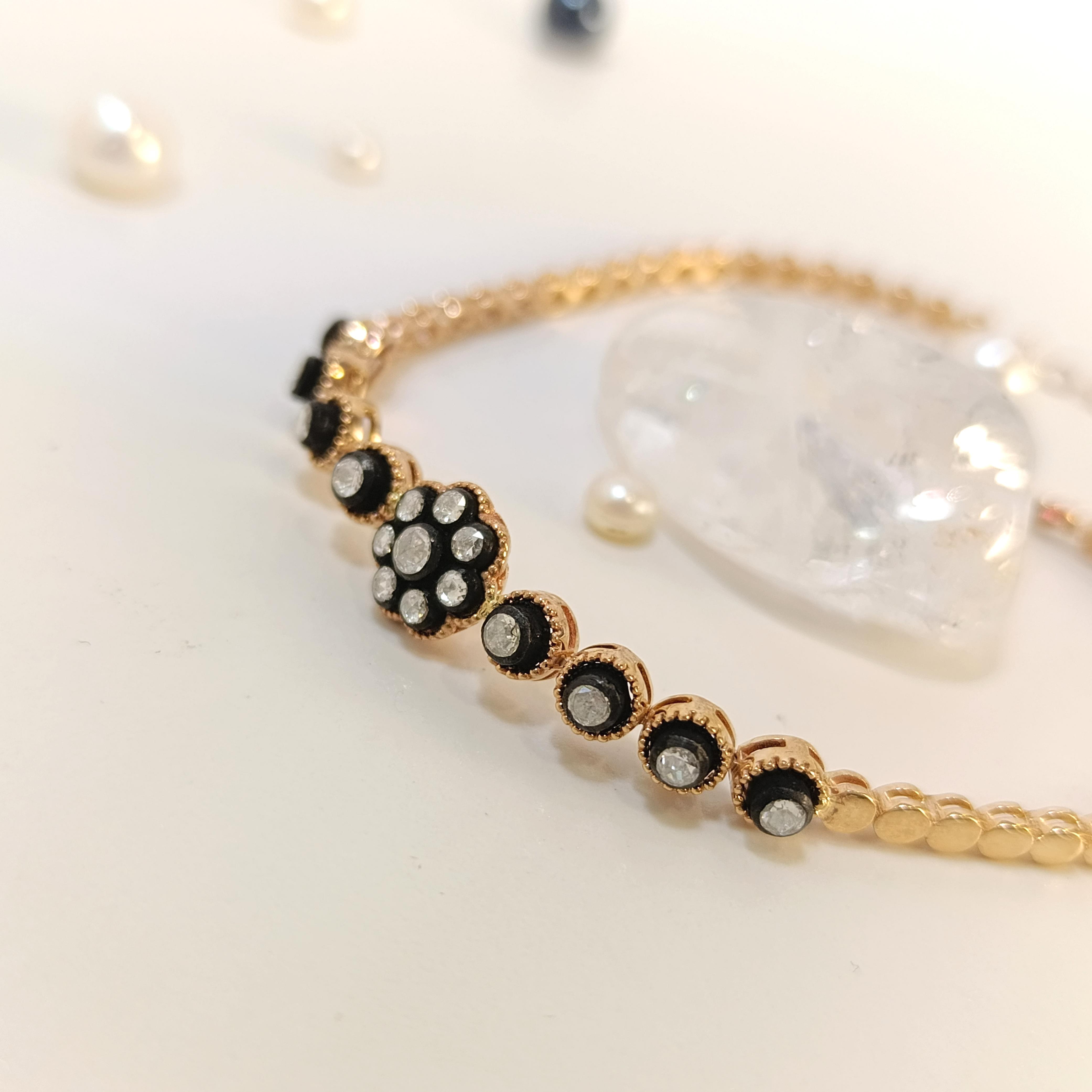 0.43ct Elmas Gül Modeli Yüzük 8K Altın HD videolu