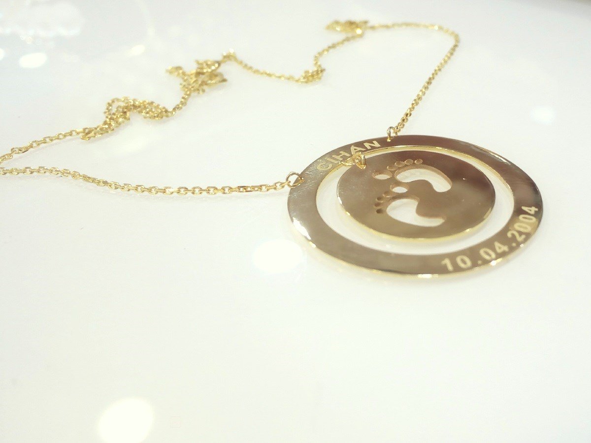 İsim Bebek Ayağı Kolye 14 Ayar Altın