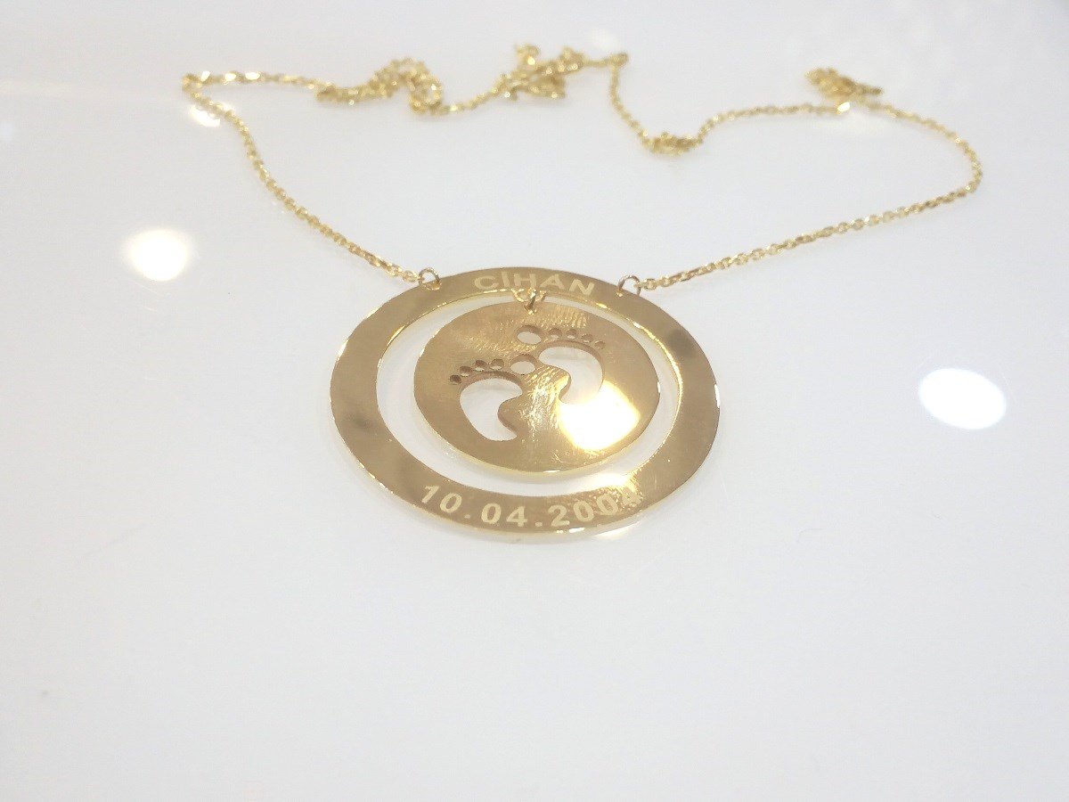 İsim Bebek Ayağı Kolye 14 Ayar Altın