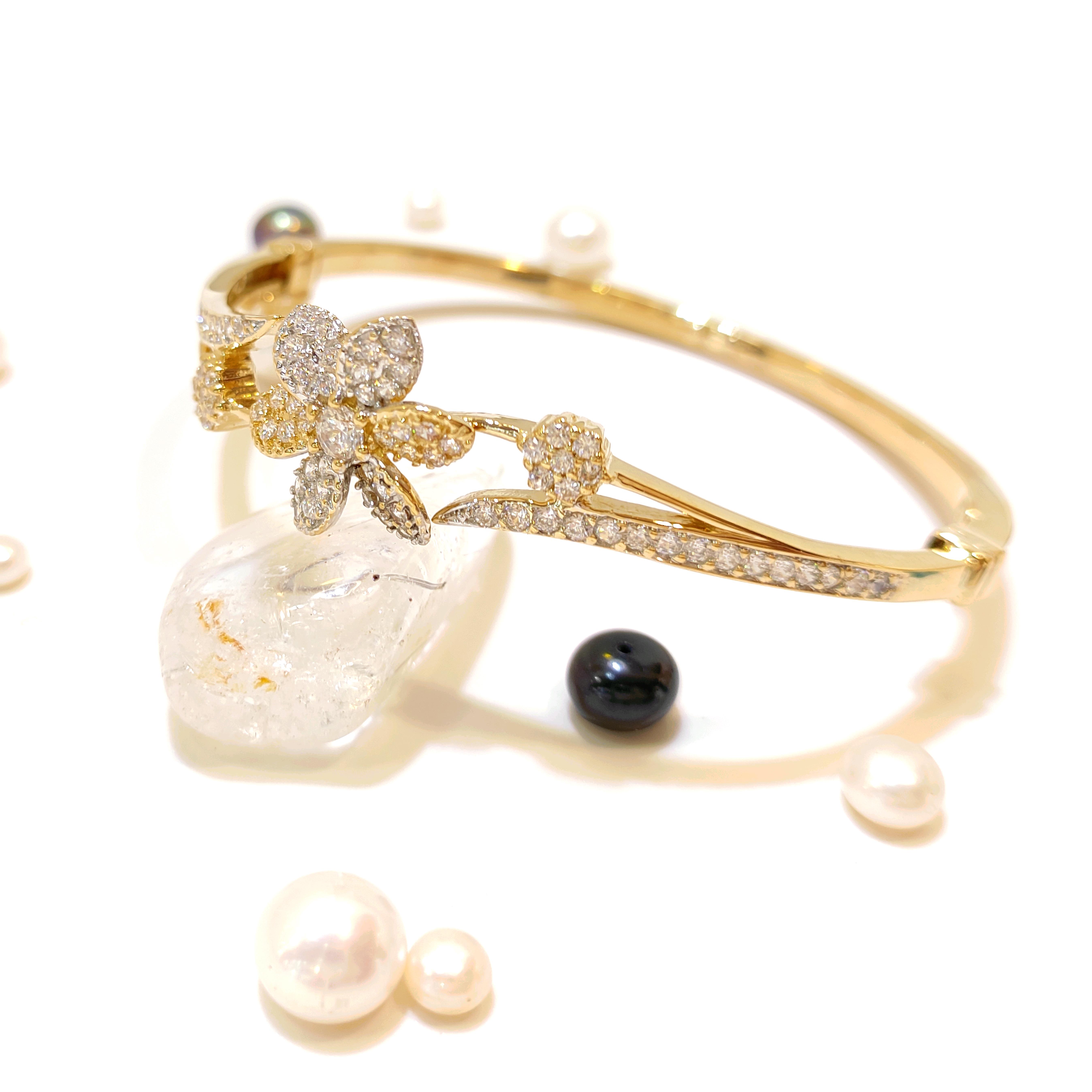 Çiçek Kelepçe Bilezik 14 Ayar Altın HD VİDEOLU