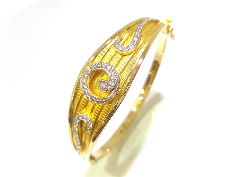 Kelepçe Bilezik 14 Ayar Altın