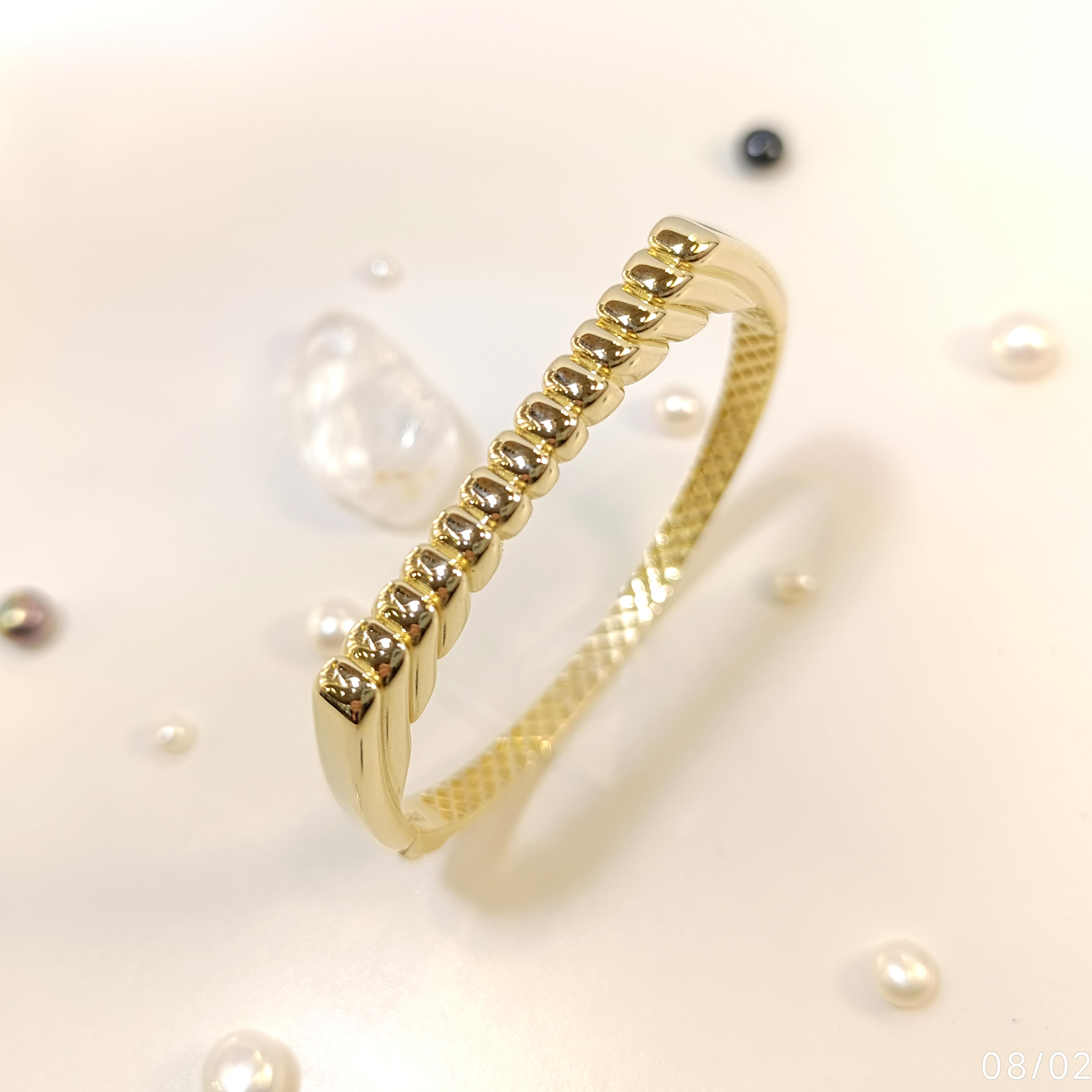 Kelepçe Bilezik 14 Ayar Altın HD VİDEOLU