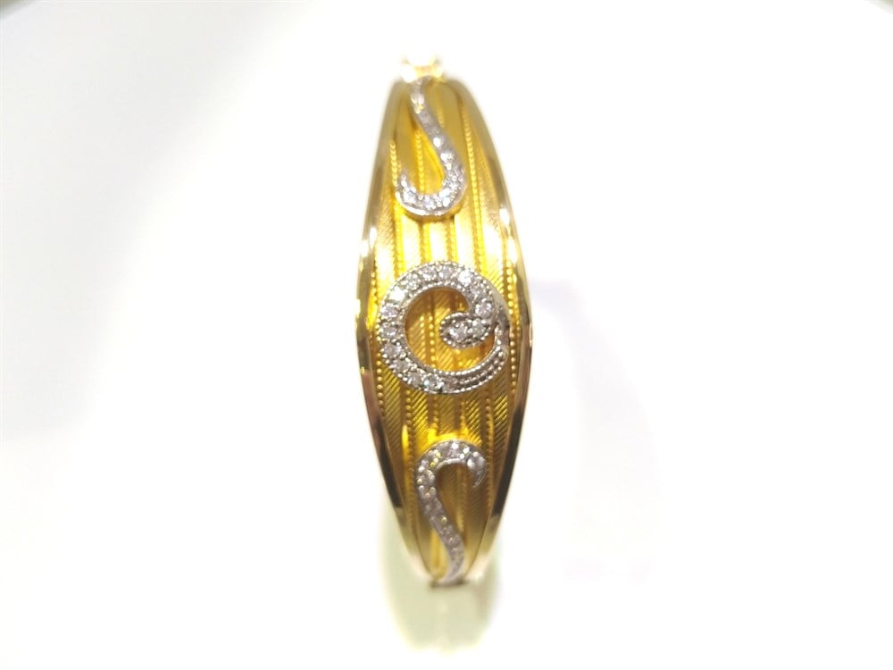 Kelepçe Bilezik 14 Ayar Altın